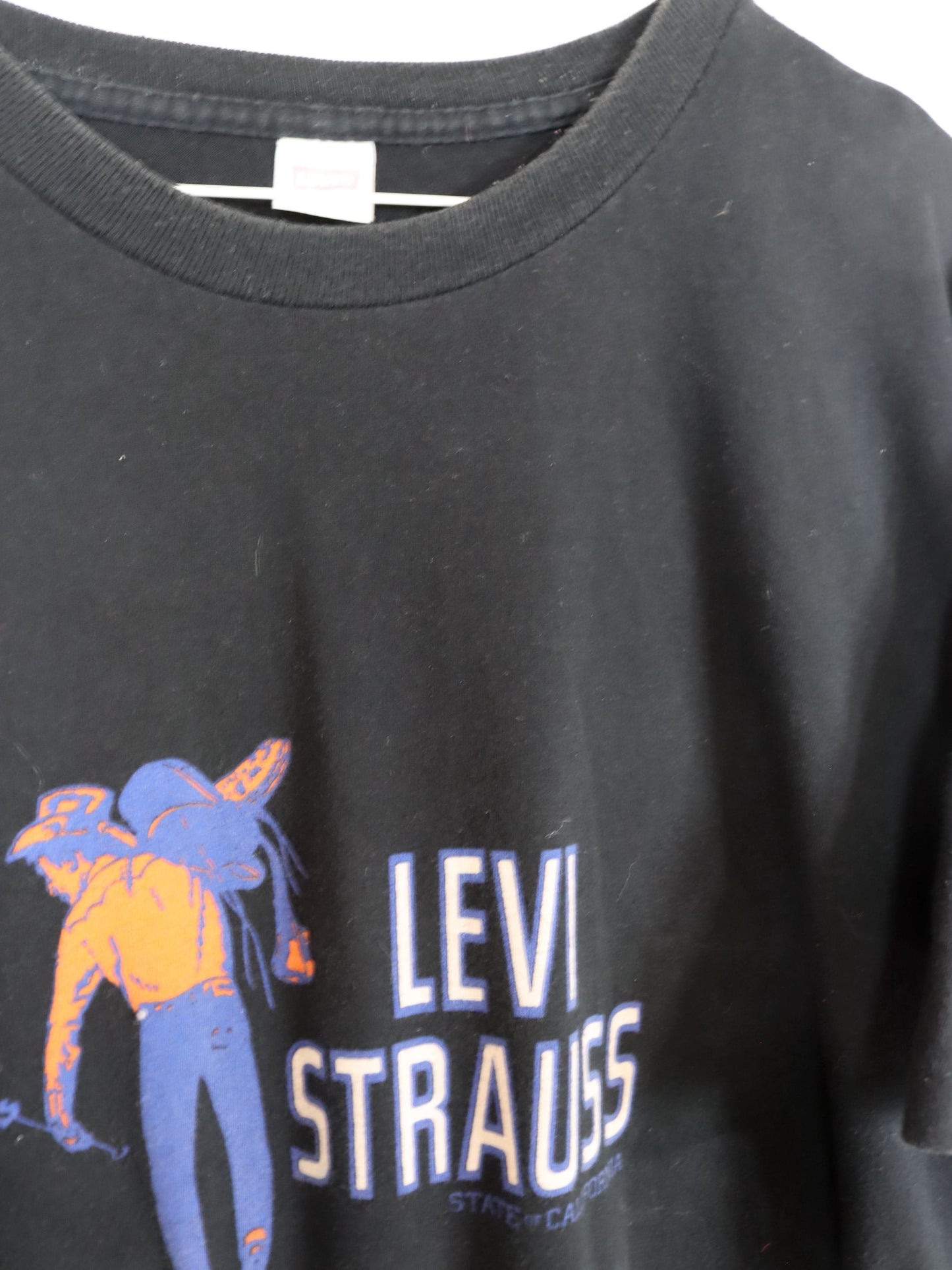 Vintage 80s 90s LEVIS T-shirt short sleeve print 1980s single stitched black L