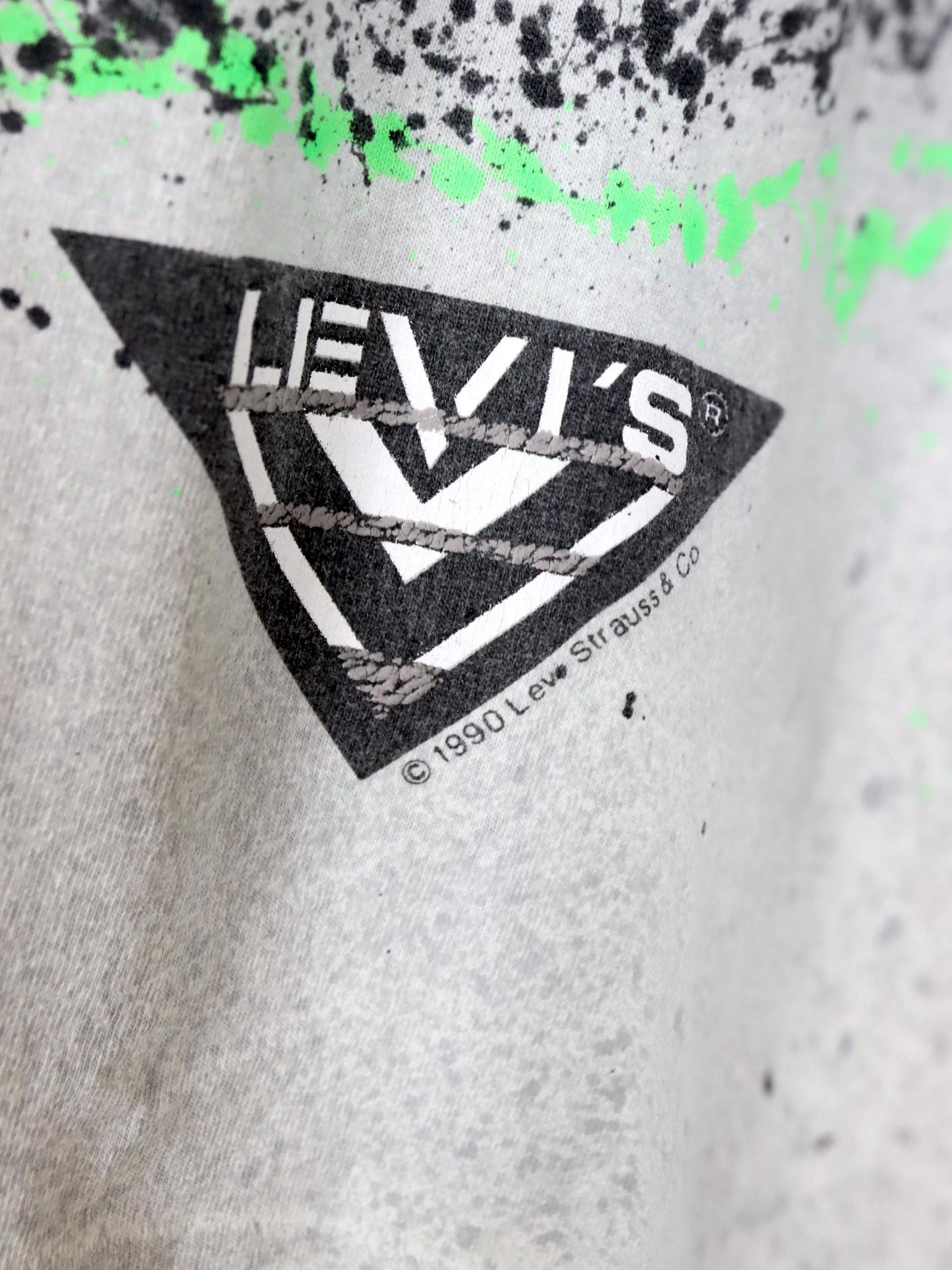 Vintage 80s 90s LEVIS T-Shirt 1990 short sleeve crazy pattern green white grey Single stitched S