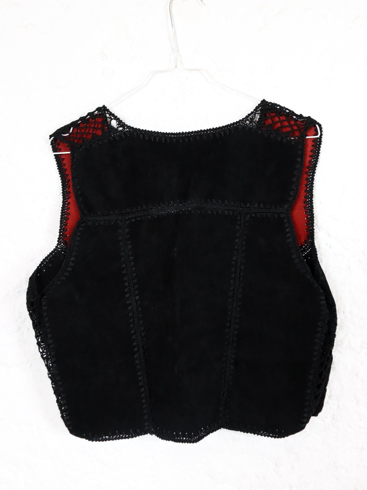 Vintage 80er 90er Wildlederweste Weste gehäkelt schwarz rot S/M