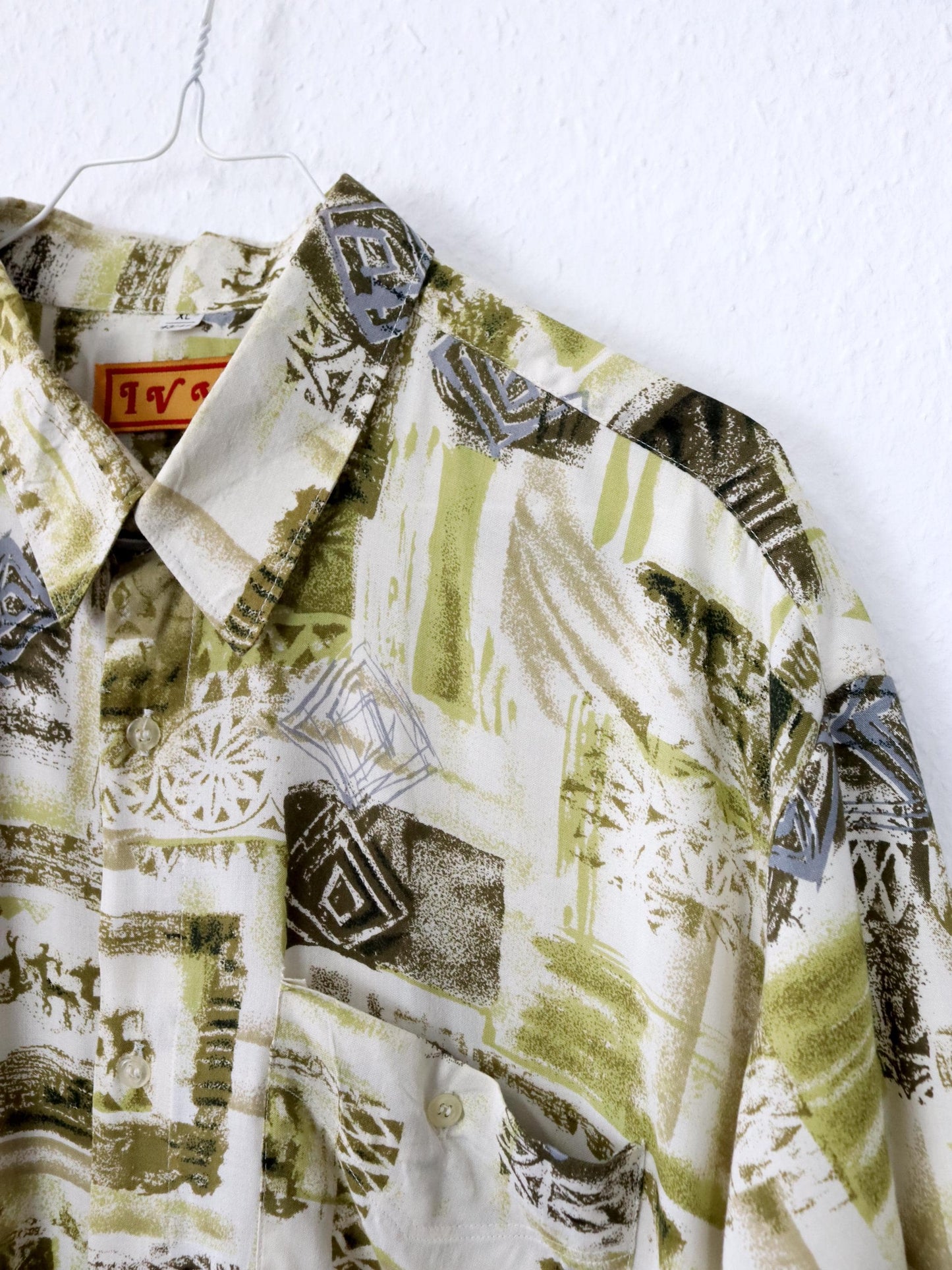 Vintage 80s 90s IVJ shirt short sleeve crazy pattern green white XL