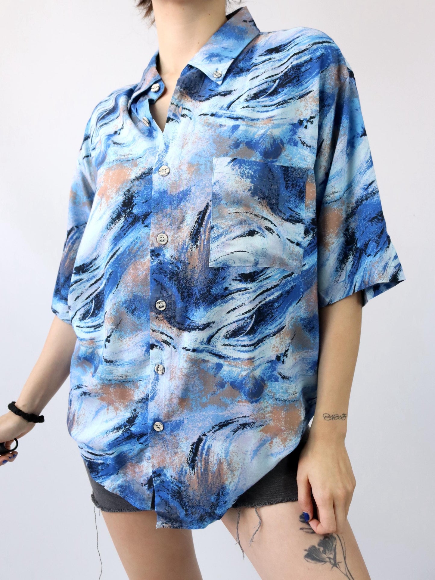 Vintage 80s 90s SUNNY shirt short sleeve crazy pattern blue viscose L