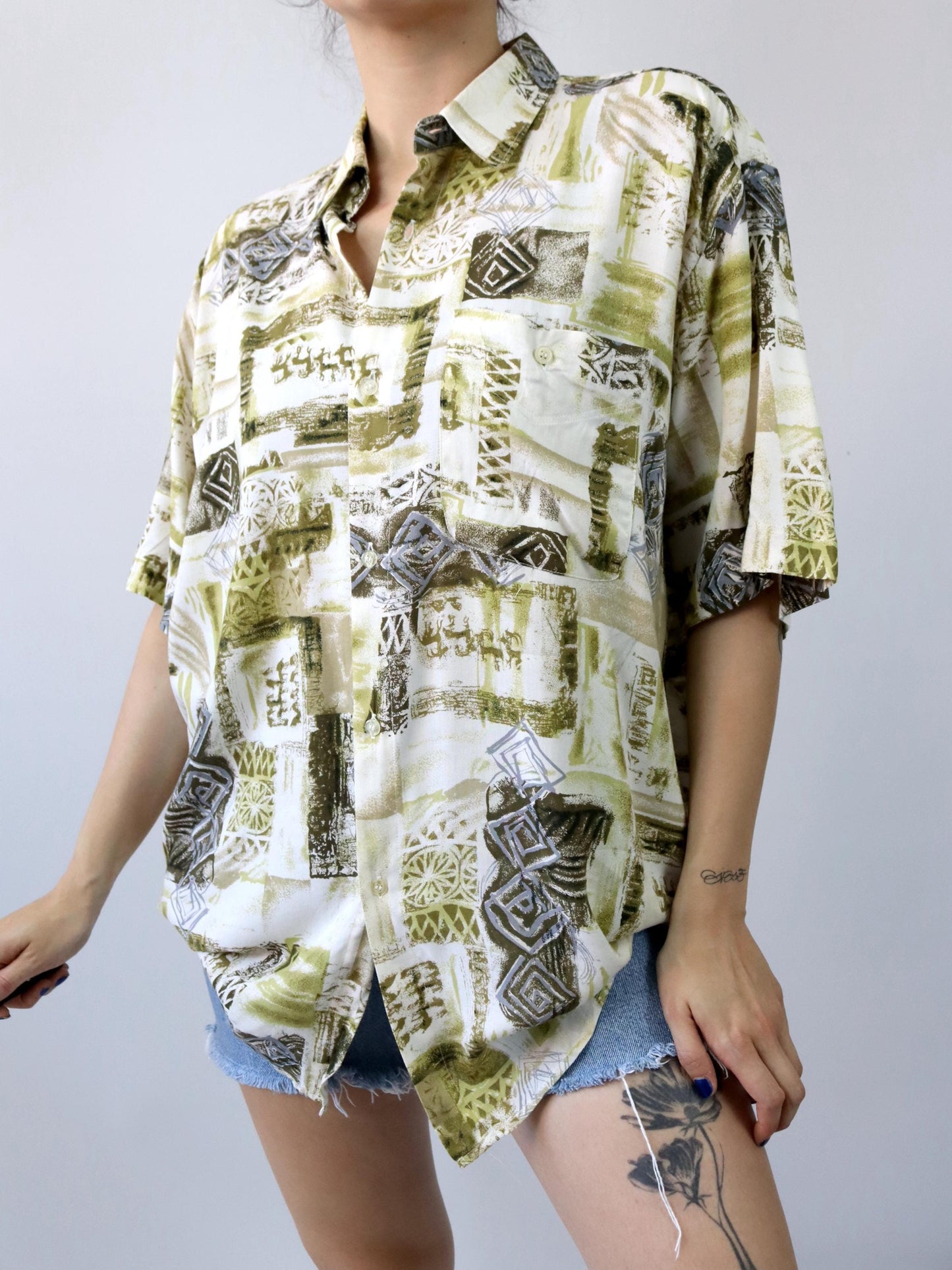 Vintage 80s 90s IVJ shirt short sleeve crazy pattern green white XL