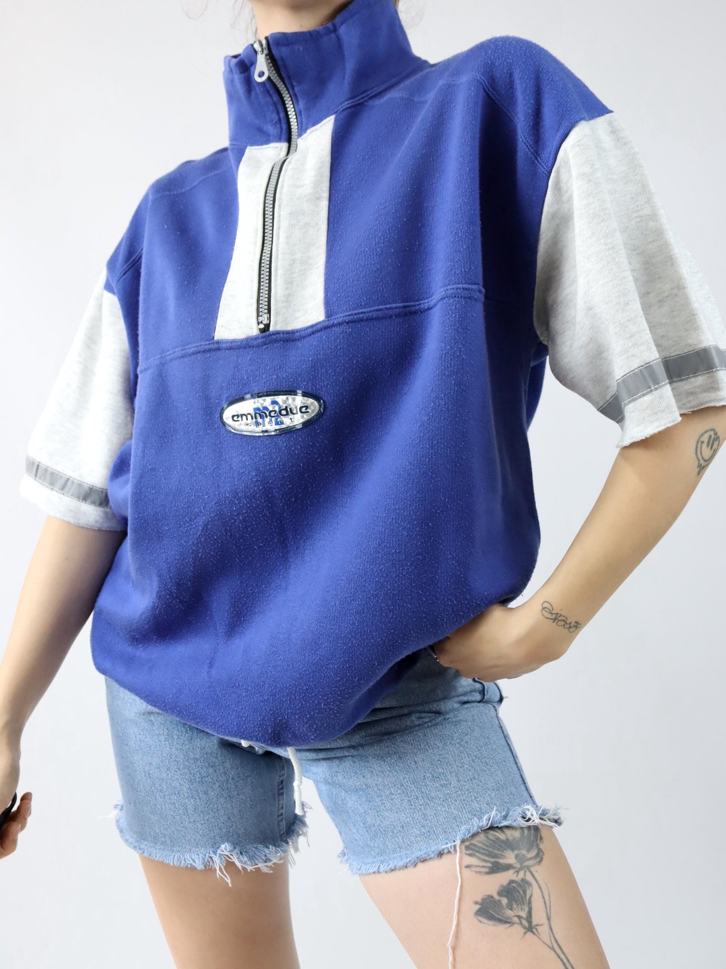 Vintage 80er 90er EMMEDUE Sweatshirt kurzarm Stehkragen grau blau L