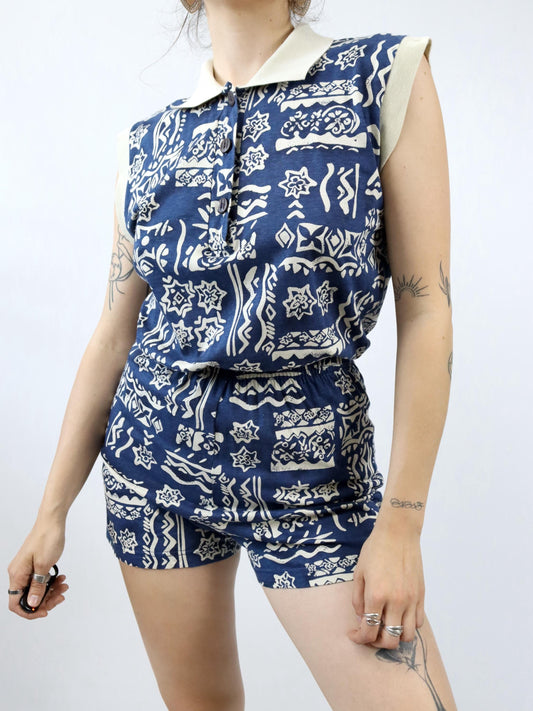 Vintage 80s 90s AMERICAN PLACE one-piece jumpsuit sleeveless crazy pattern white blue M