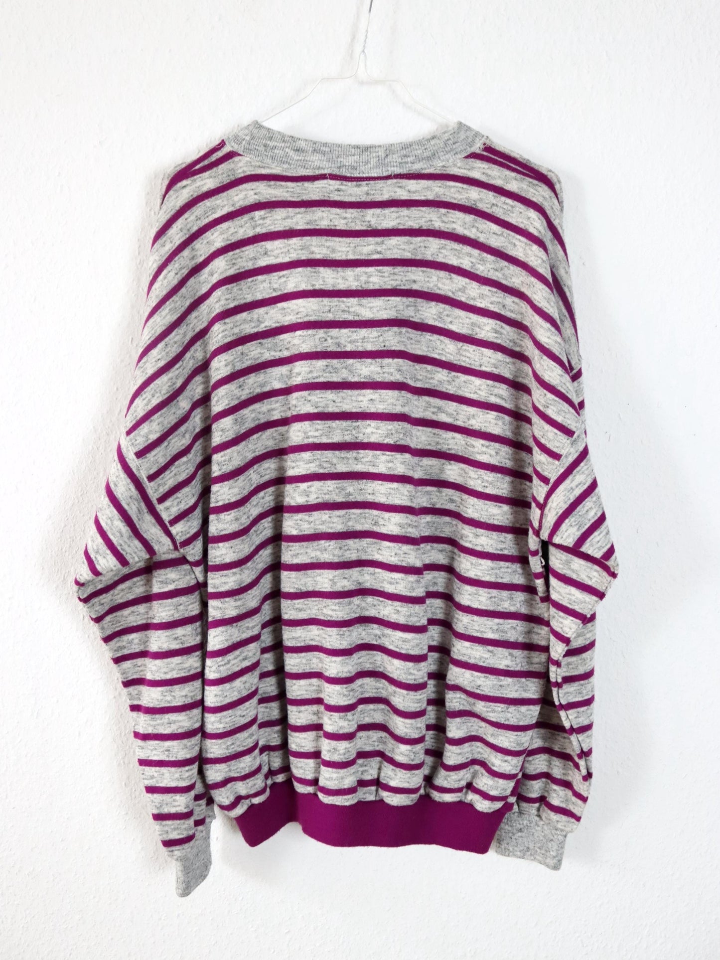 Vintage 80er 90er UNITED COTTON Sweatshirt Pullover gestreift grau lila L