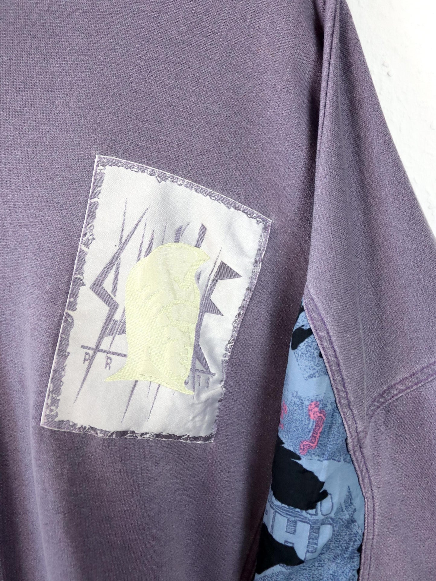 Vintage 80er 90er Sweatshirt Pullover Rollkragen Flieder crazy pattern Patch L