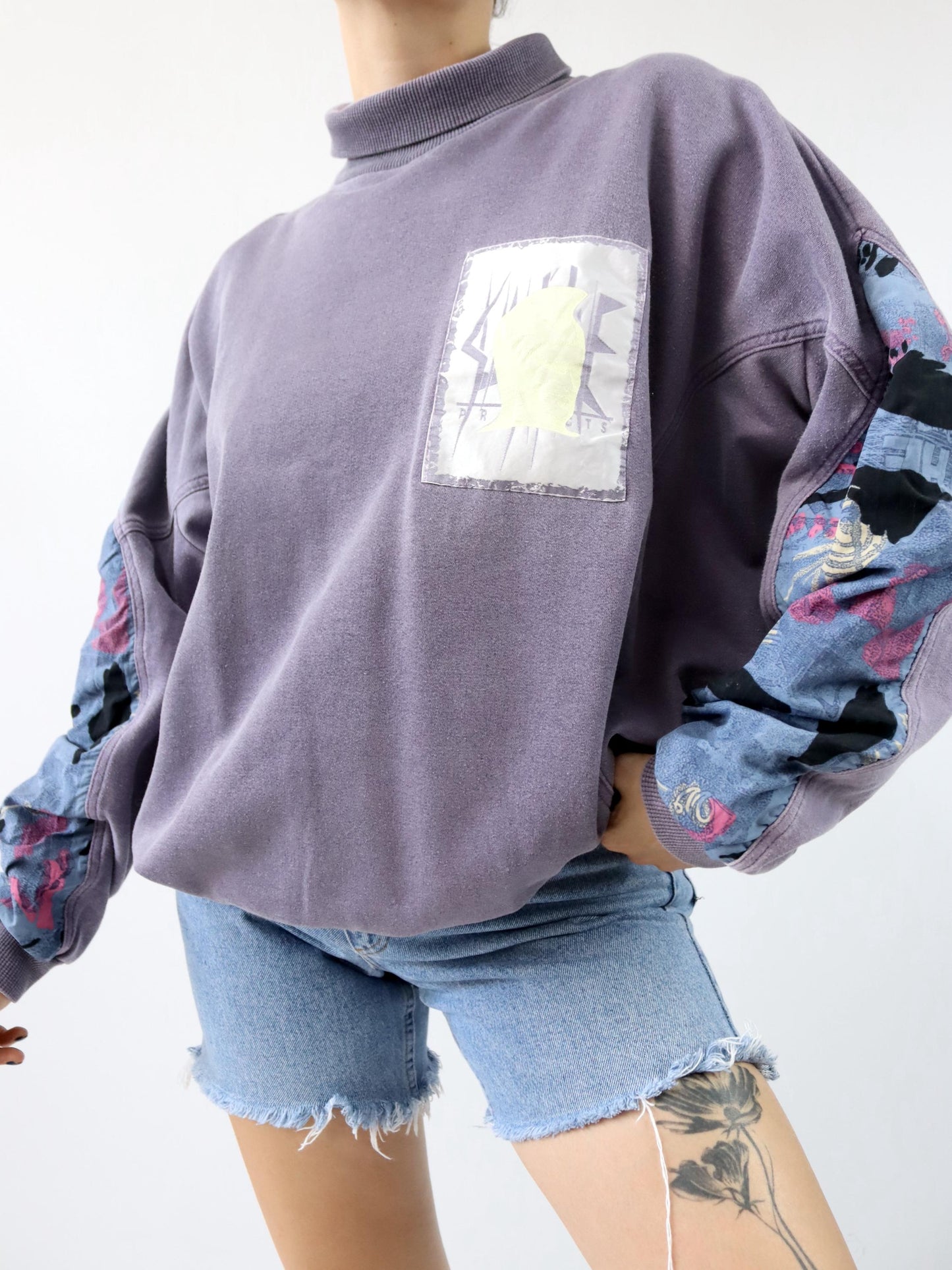 Vintage 80er 90er Sweatshirt Pullover Rollkragen Flieder crazy pattern Patch L