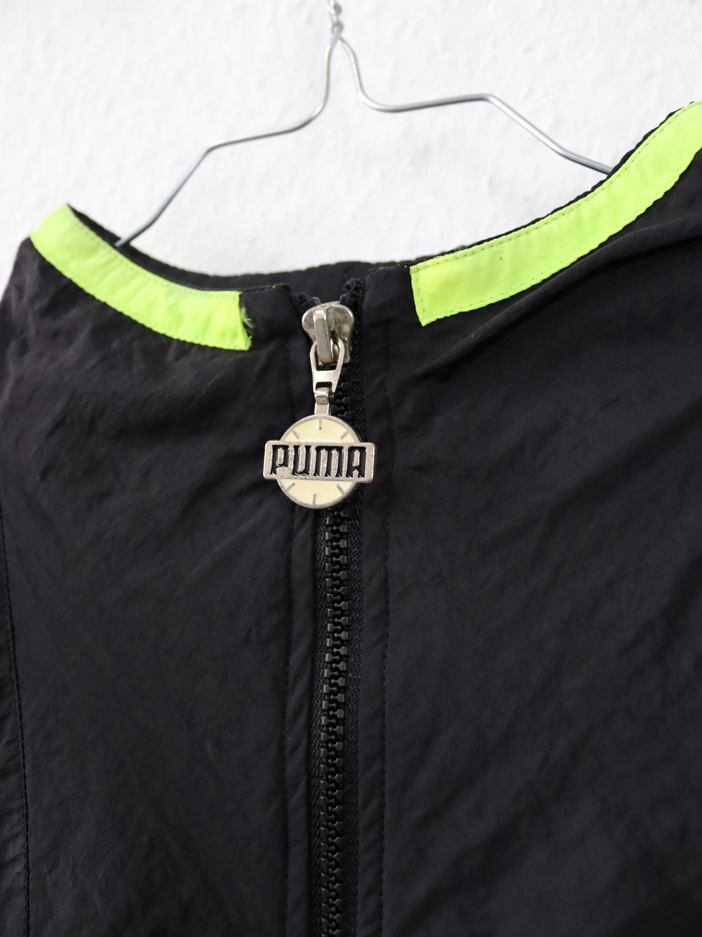 Vintage 80s 90s PUMA tracksuit jacket stand-up collar black pink yellow S/M