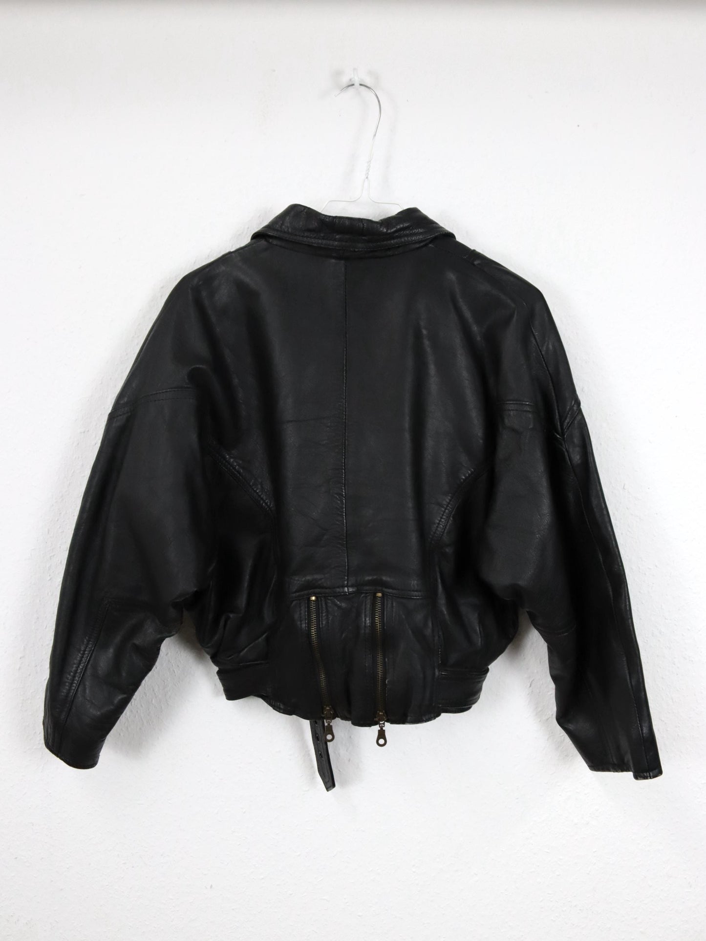 Vintage 80er 90er Bikerjacke Lederjacke mit Gürtel crop schwarz S