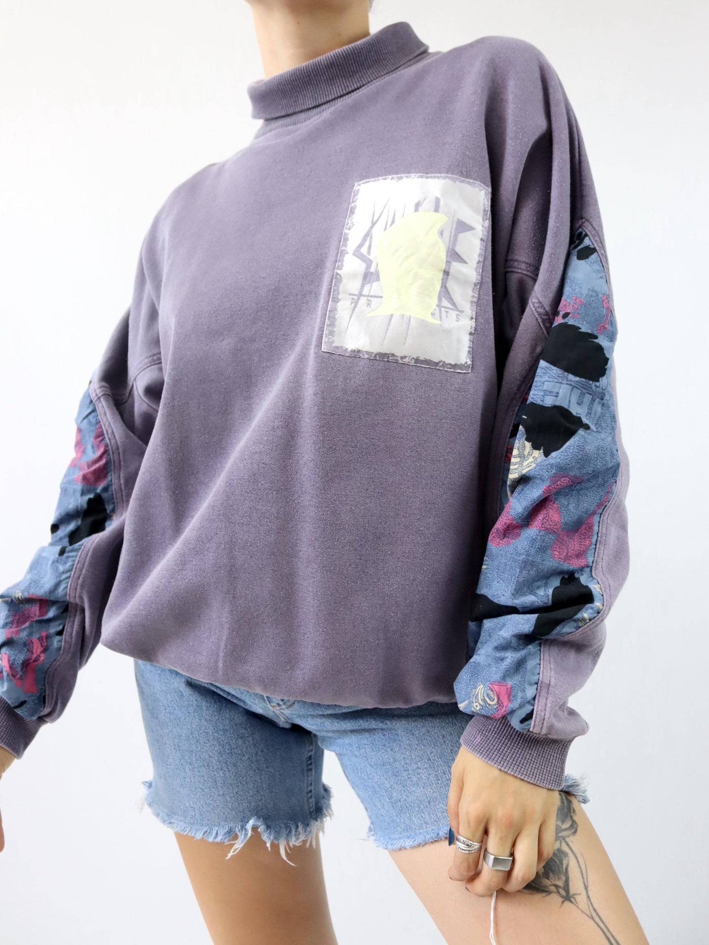 Vintage 80er 90er Sweatshirt Pullover Rollkragen Flieder crazy pattern Patch L