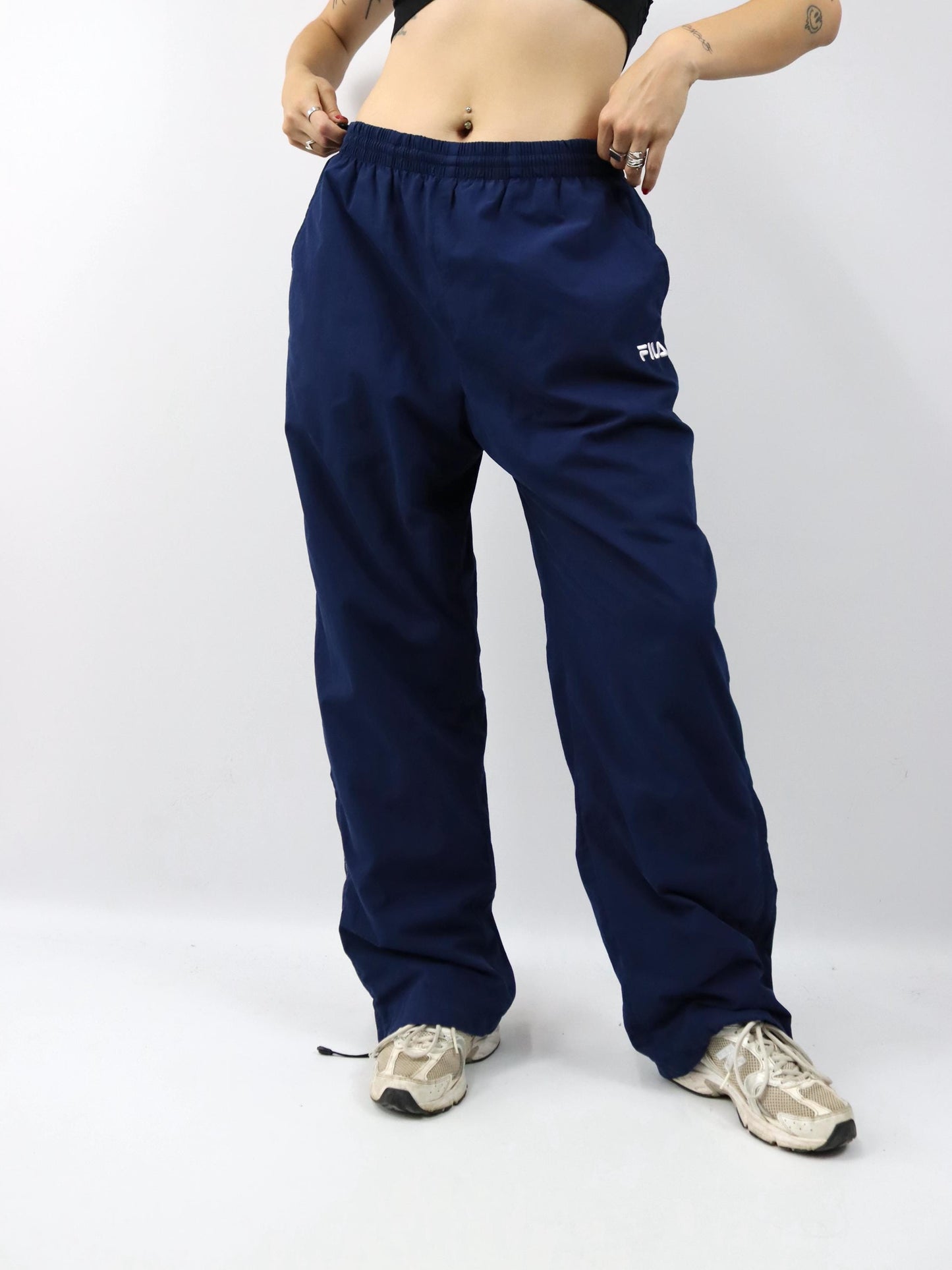 Vintage 80er 90er FILA Jogginghose Trainingshose dunkelblau seitlicher Reißverschluss D54