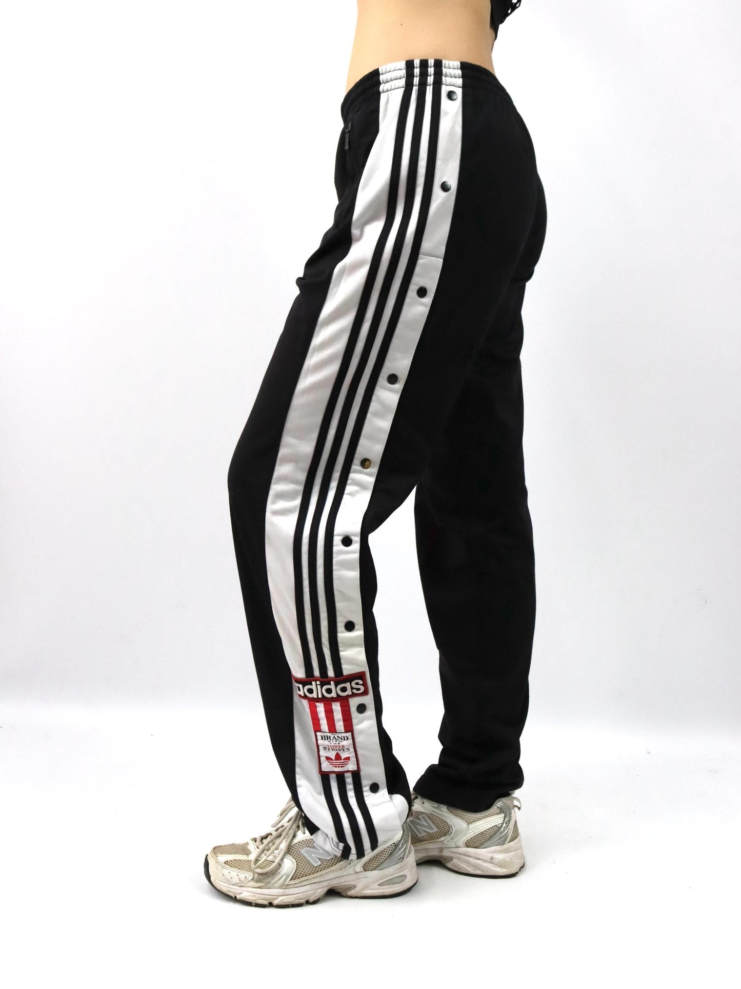 Vintage 80er 90er ADIDAS Jogginghose Trainingshose Adibreak schwarz weiß Knopfleiste D6 M