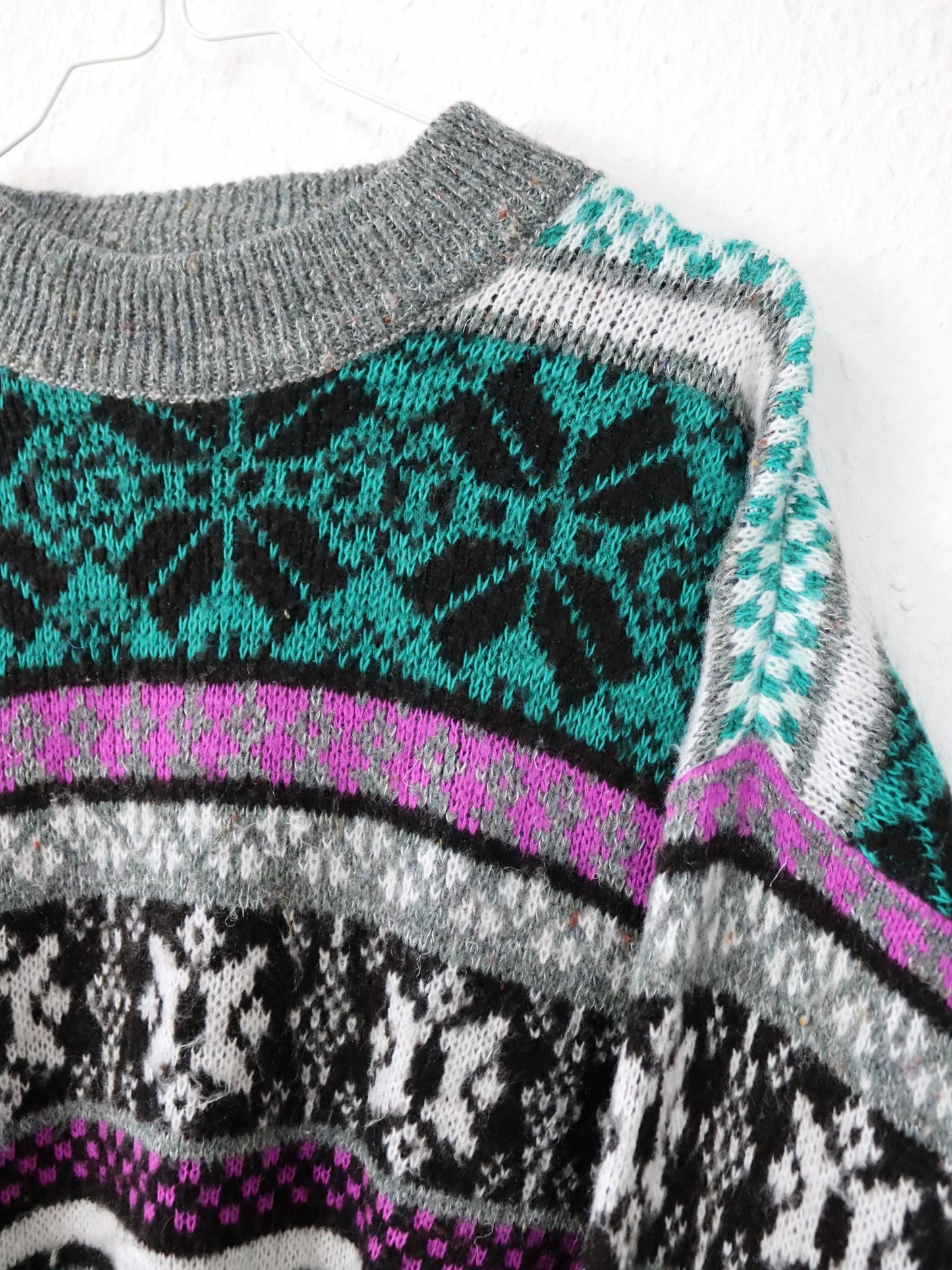 Vintage 80er 90er Wollpullover Pullover Wolle lila grün gemustert M