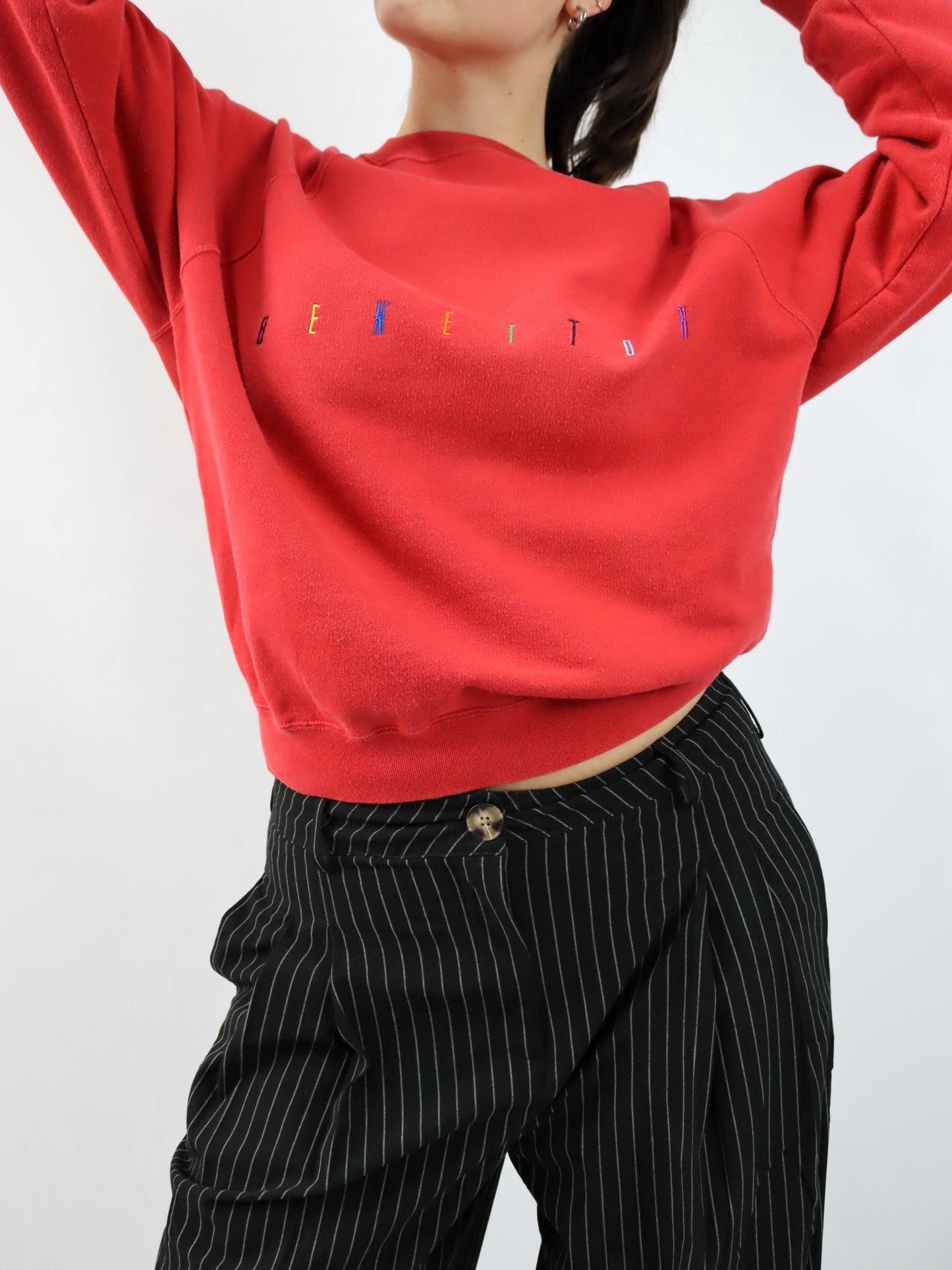 Vintage 80s 90s BENETTON Crewneck Sweatshirt Pullover red multicolored embroidery S