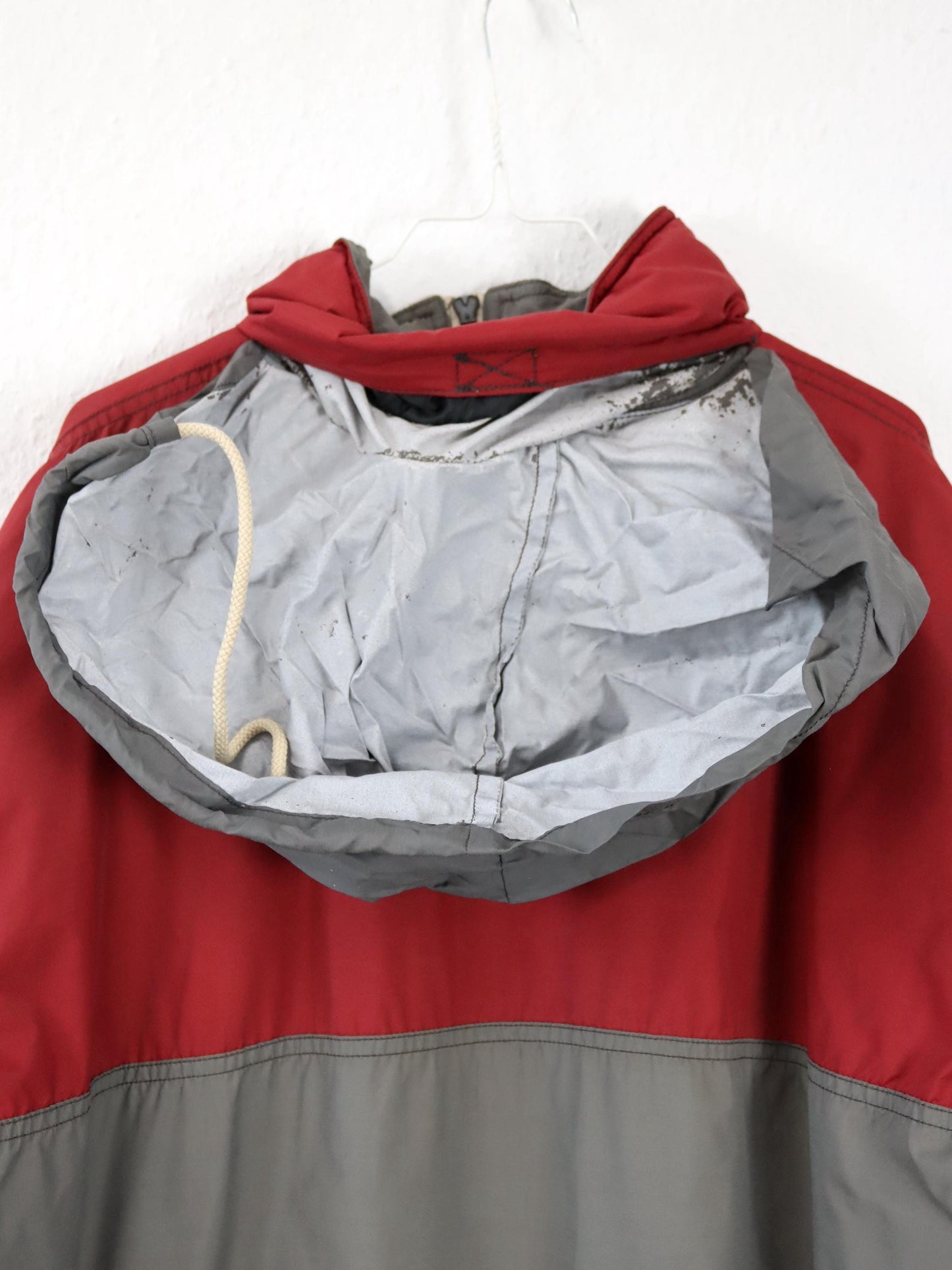 Vintage 80s 90s BEATLEKID Winter Jacket Stand-Up Collar Lightly Lined Pullover Jacket Red Grey M