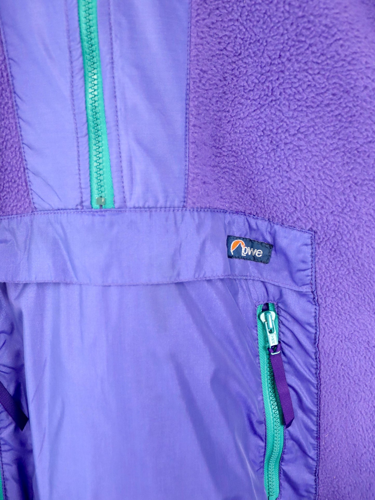 Vintage 80er 90er LOWE Fleecepullover lila Bauchtasche türkis Stehkragen M