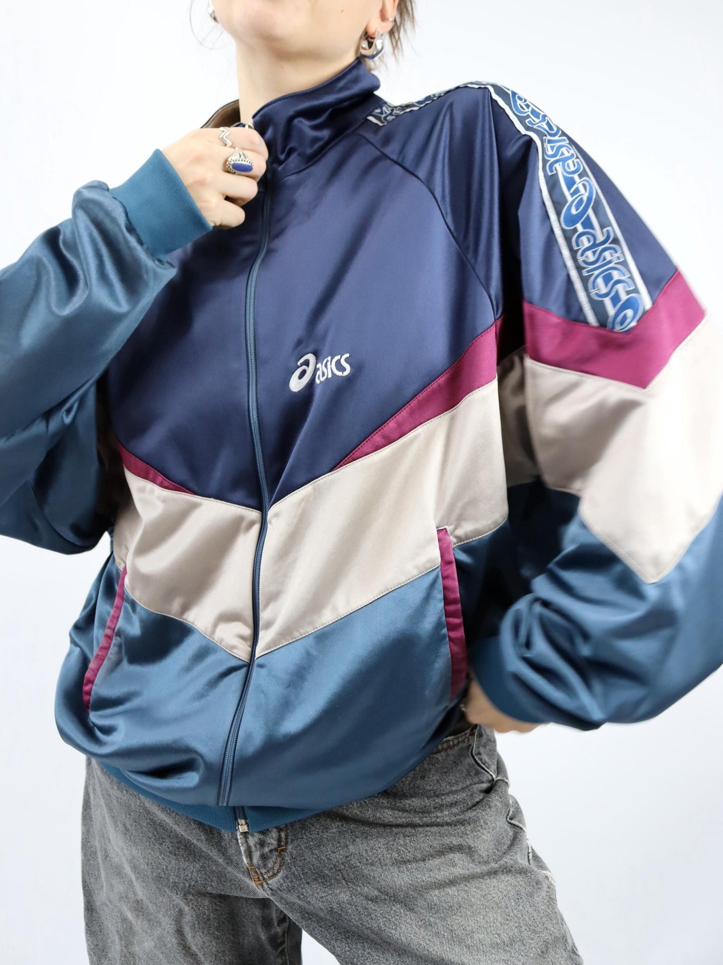 Vintage 80er 90er ASICS Trainingsjacke Jacke Stehkragen dunkelblau beige rot 58 3XL