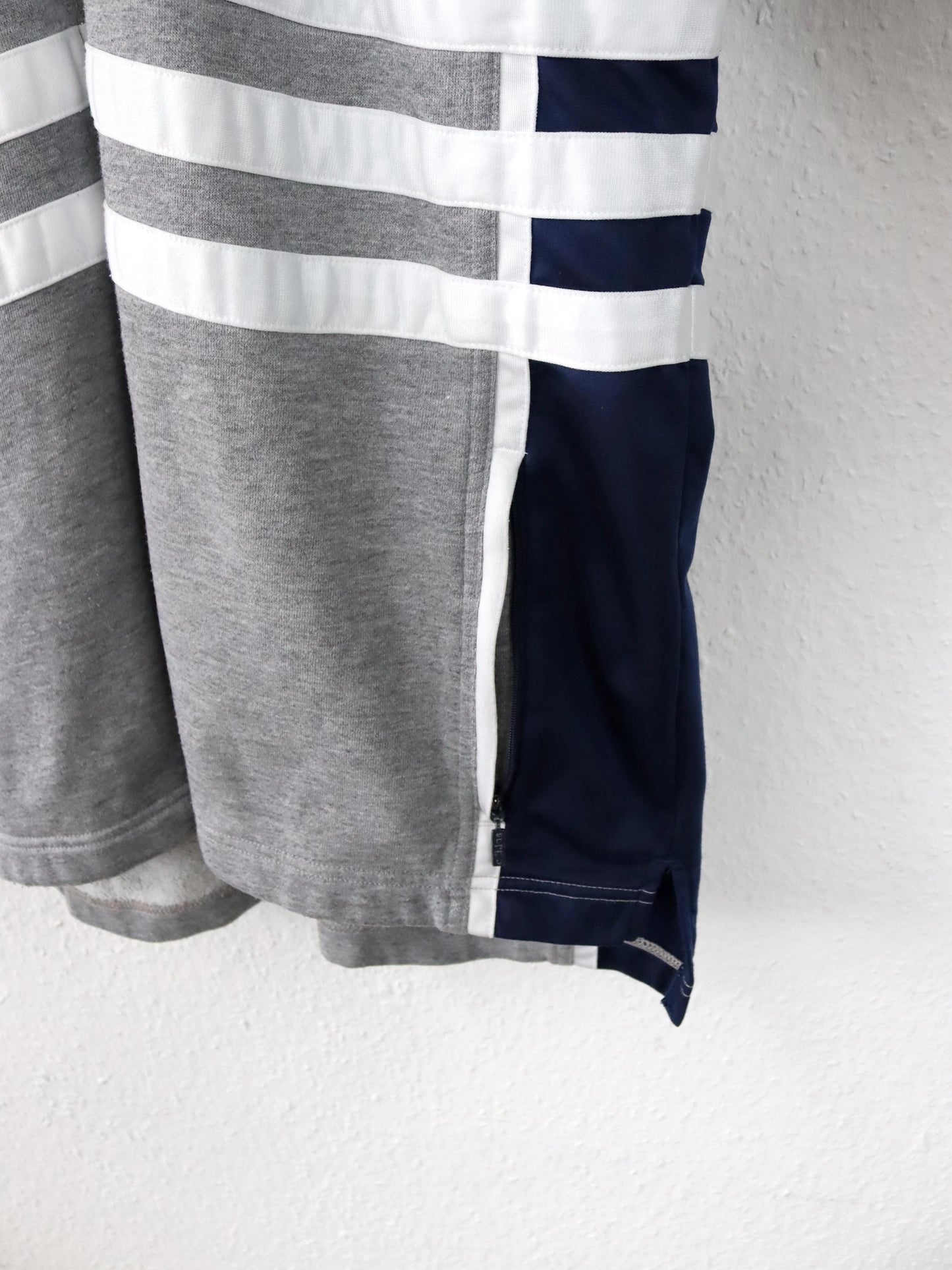 Vintage 80er 90er ADIDAS Trainingsjacke Stehkragen grau dunkelblau D7 L