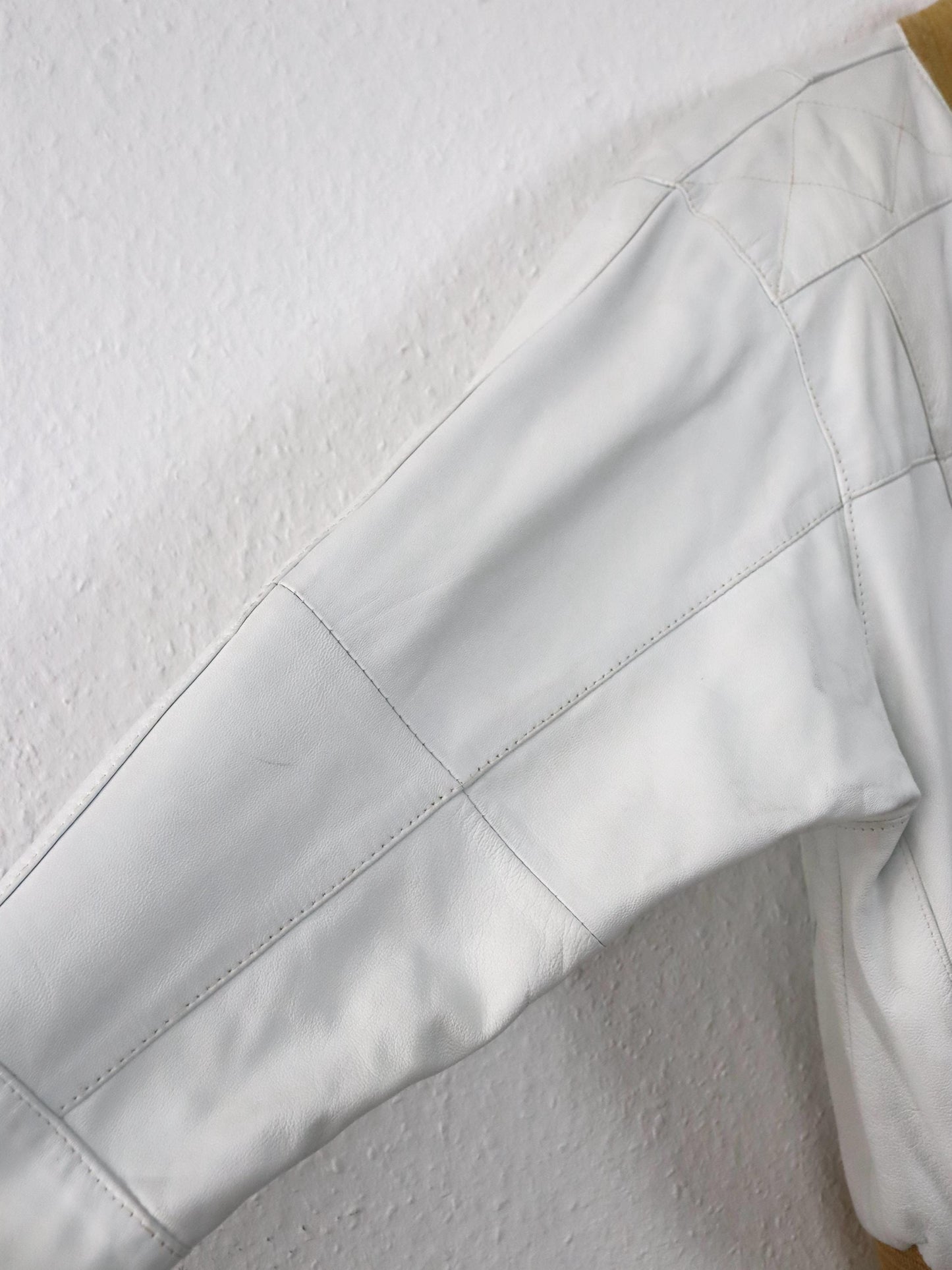 Vintage 80er 90er Lederjacke cremeweiß weiß Bomberjacke Schulterpolster 36