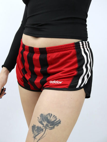 Vintage 80er 90er ADIDAS Laufshorts Shorts kurze Hose schwarz rot gestreift 42