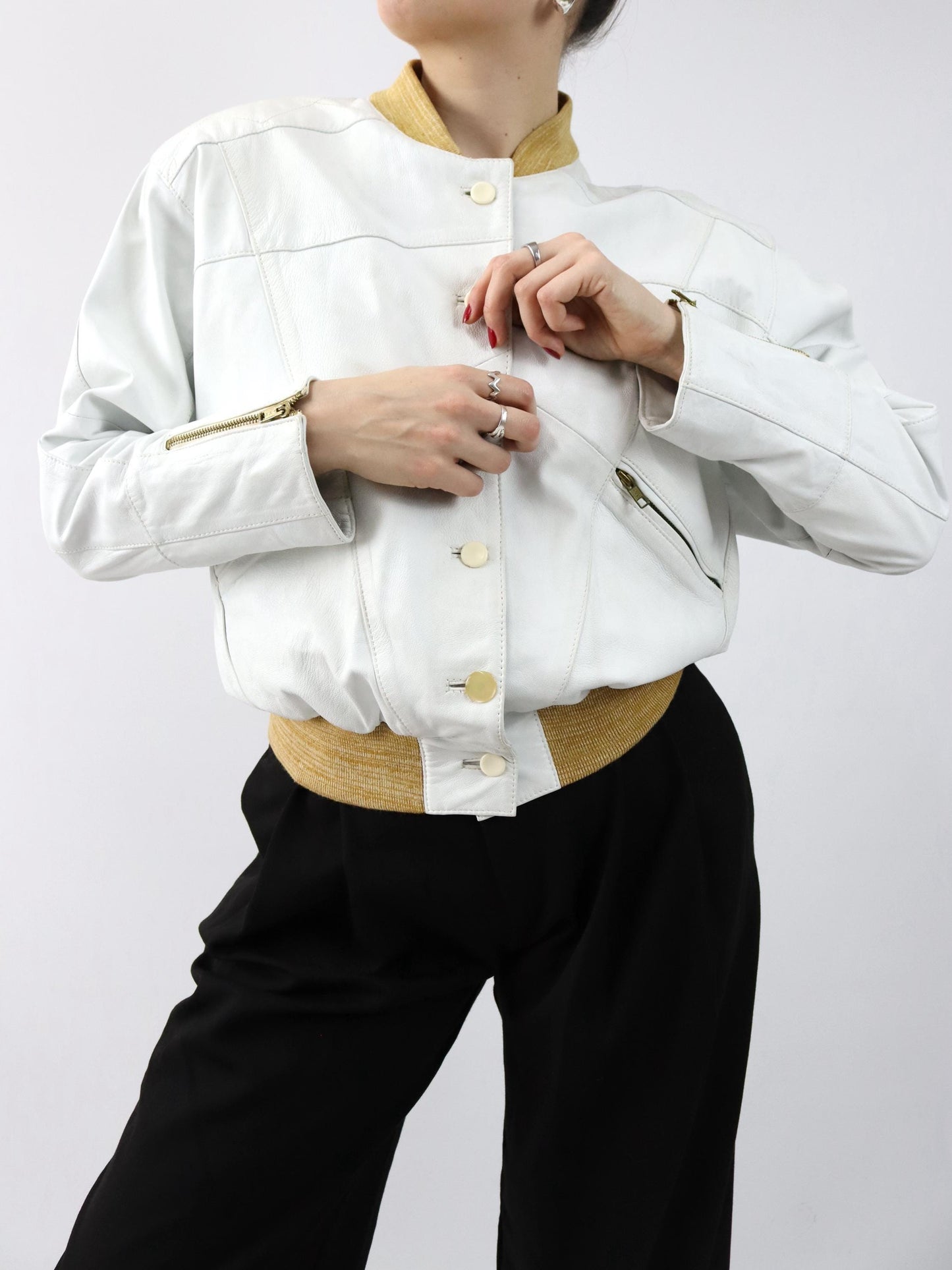 Vintage 80er 90er Lederjacke cremeweiß weiß Bomberjacke Schulterpolster 36