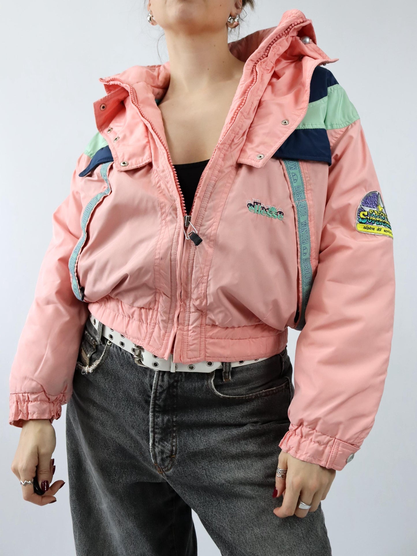 Vintage 80er 90er ELLESSE Winterjacke Skijacke gefüttert Kapuze rosa blau türkis M