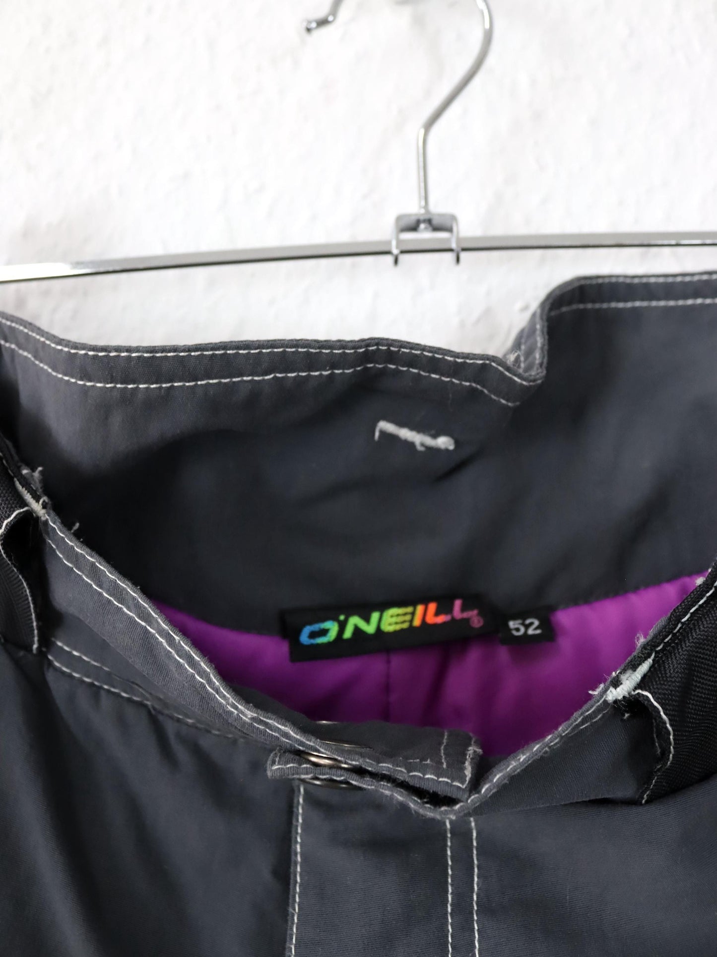 Vintage 90er 00er ONEILL Snowboardhose Skihose Baggy Pants schwarz grau 52 L