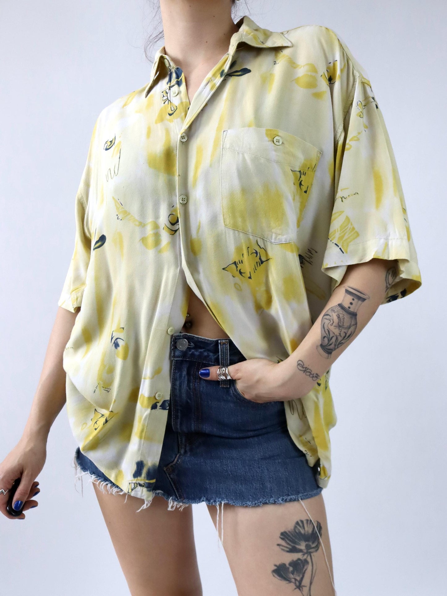 Vintage 80er 90er TRAPEZ Hemd kurzarm crazy pattern gelb Viskose L