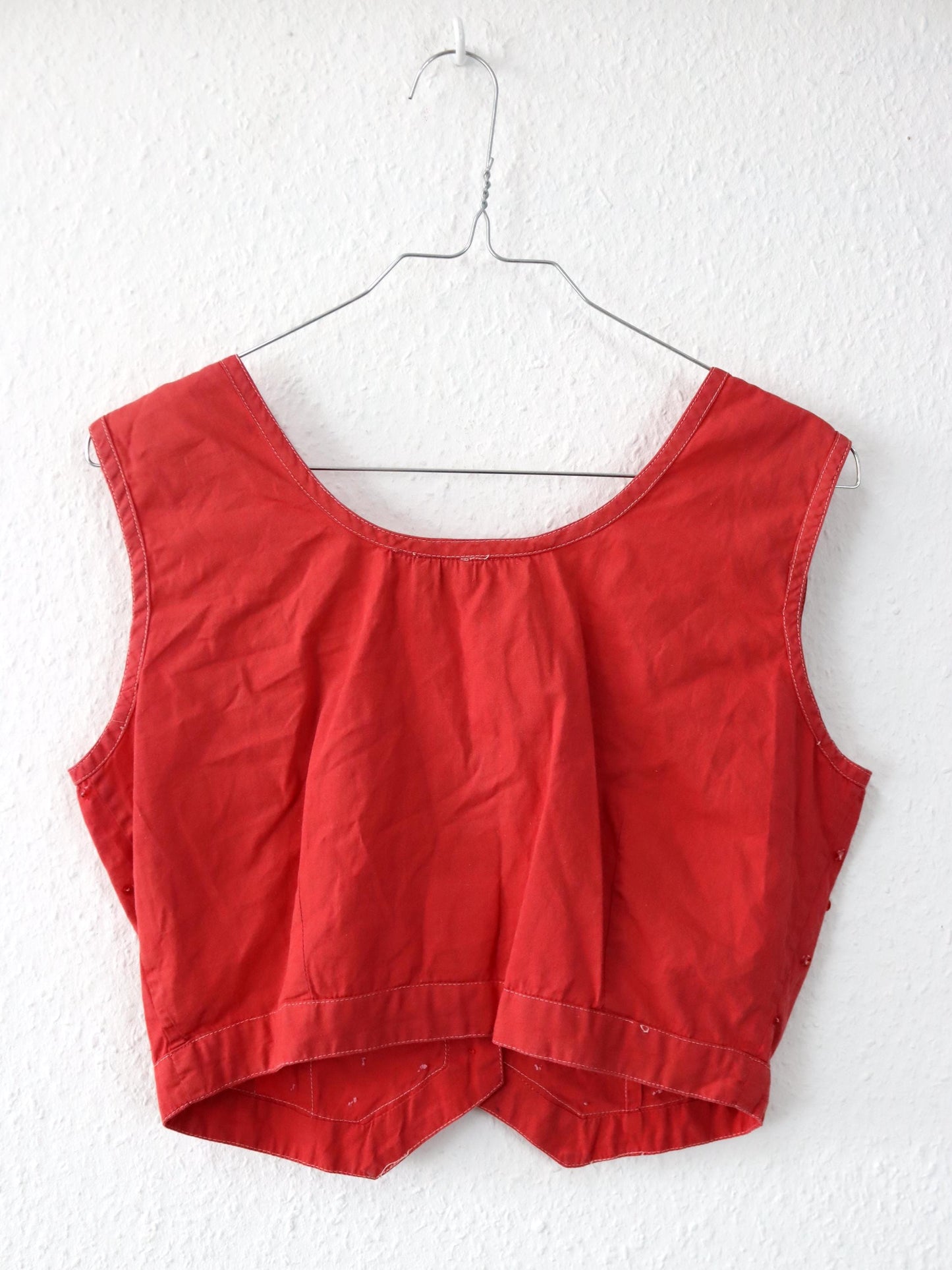 Vintage 80er 90er IOSSELYNE Bluse ärmellos Pailletten rot Knopfleiste S