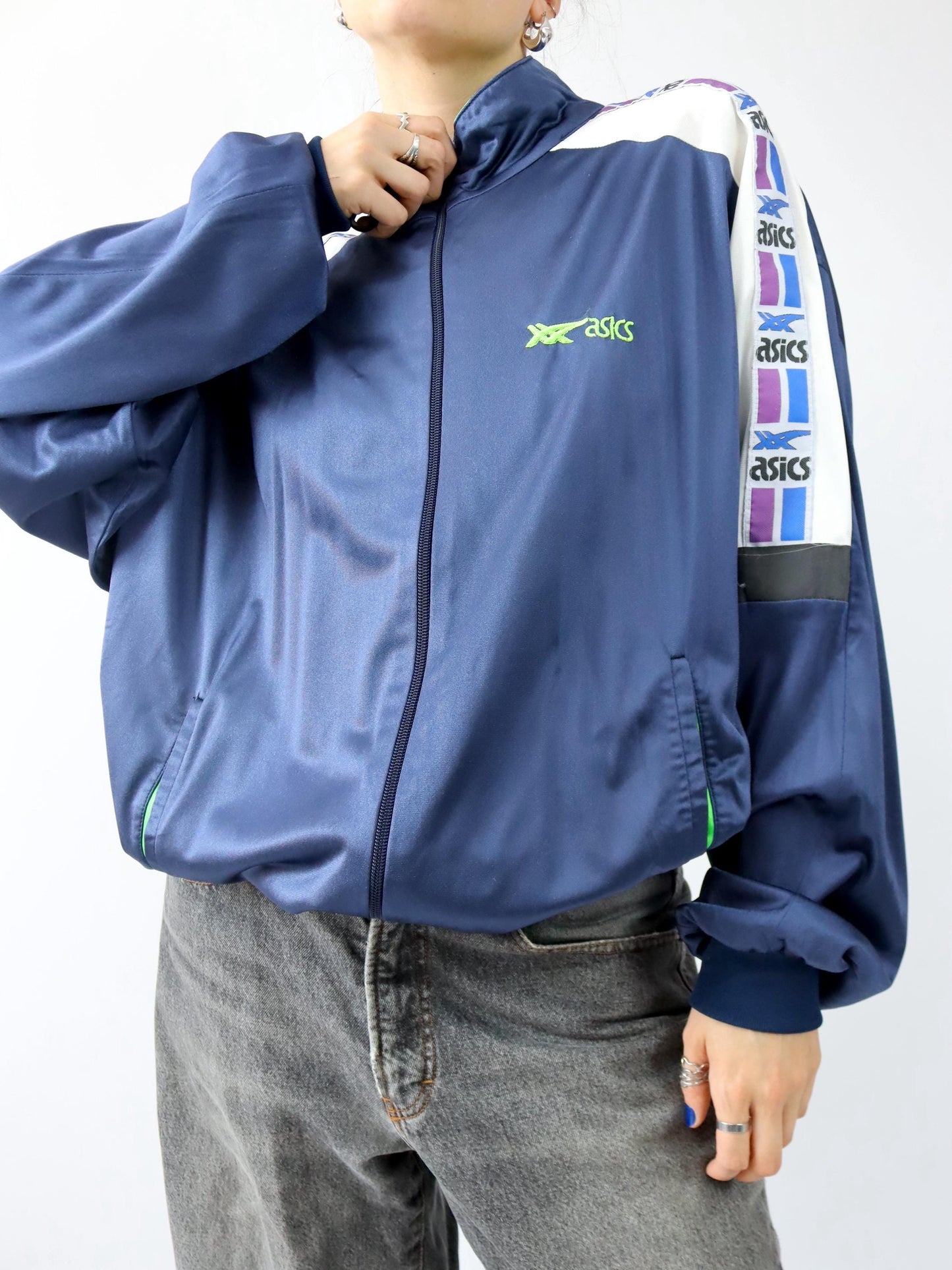 Vintage 80er 90er ASICS Trainingsjacke dünn glänzend Stehkragen dunkelblau 56 XXL