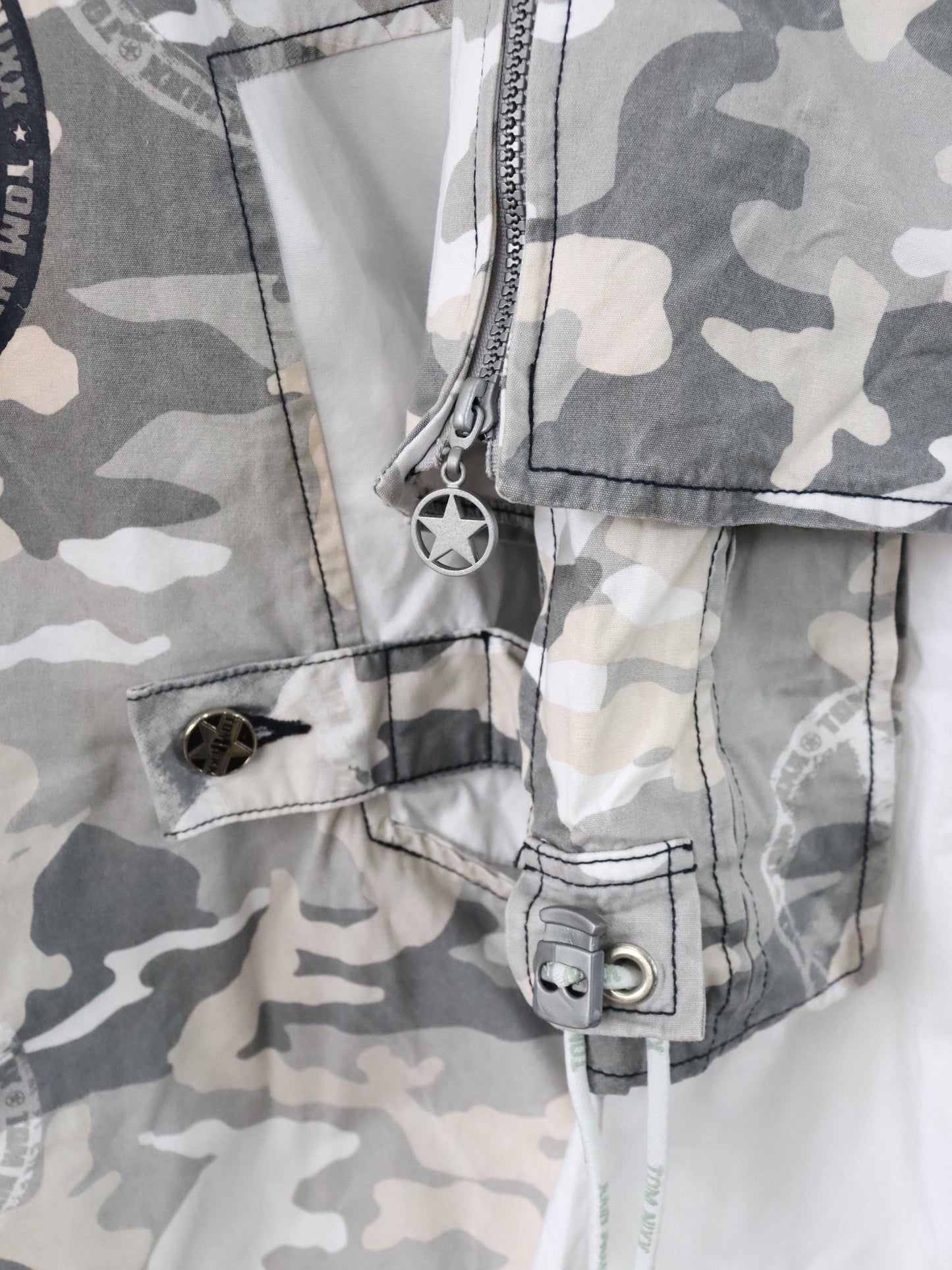 Vintage 90er 00er Y2k TOM NIXX Windbreaker Überziehjacke Jacke Camouflage Designer Berlin XXL