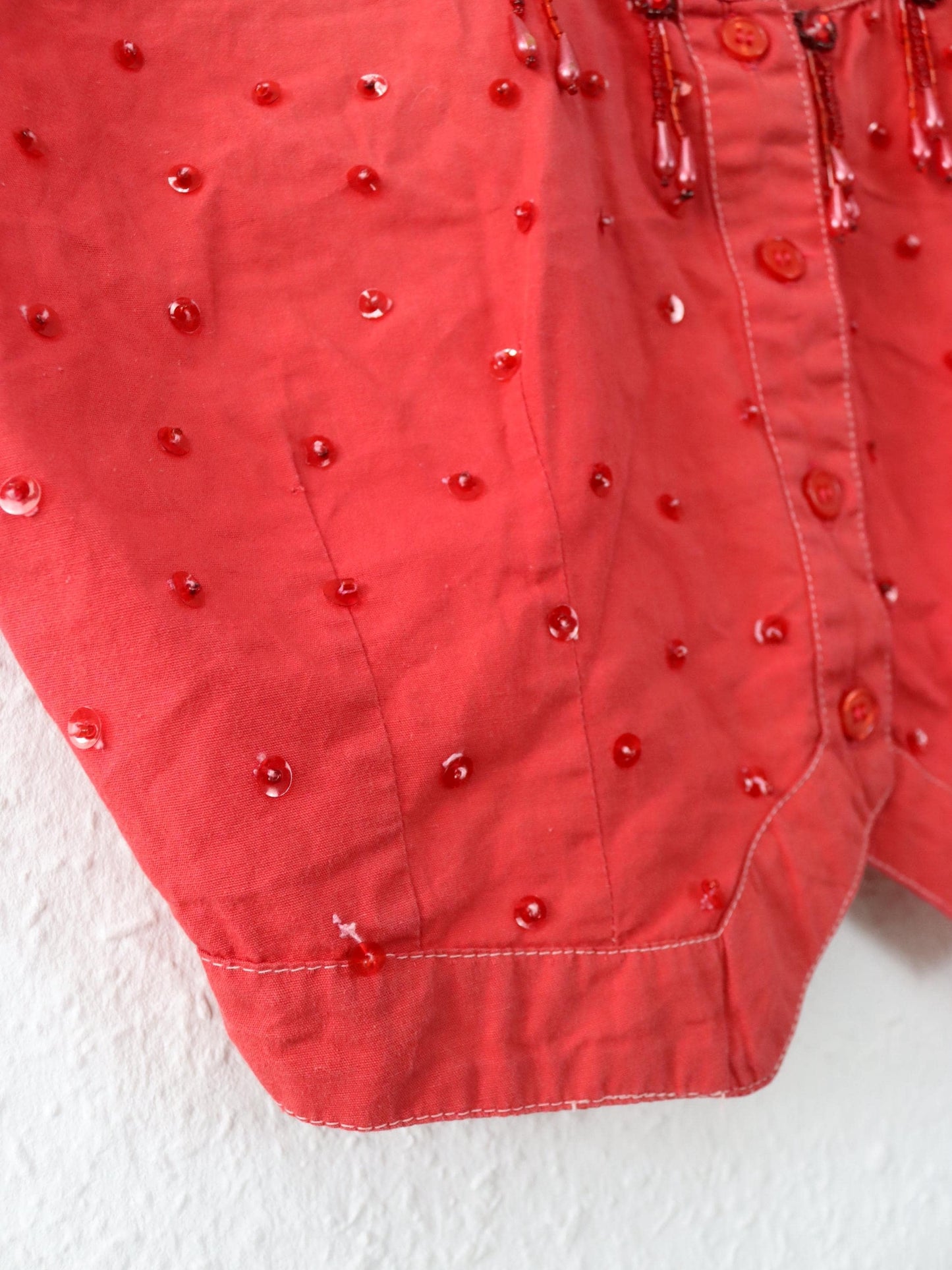 Vintage 80er 90er IOSSELYNE Bluse ärmellos Pailletten rot Knopfleiste S
