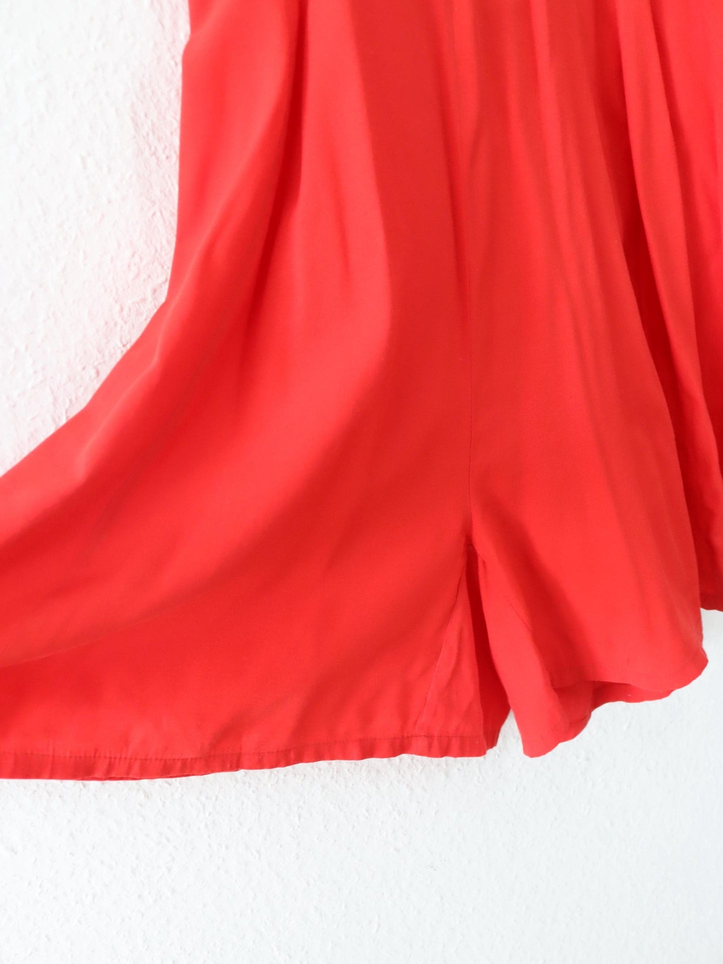 Vintage 80er 90er CHRISTIAN LE BACC Paris Jumpsuit Einteiler rot ärmellos Viskose 40