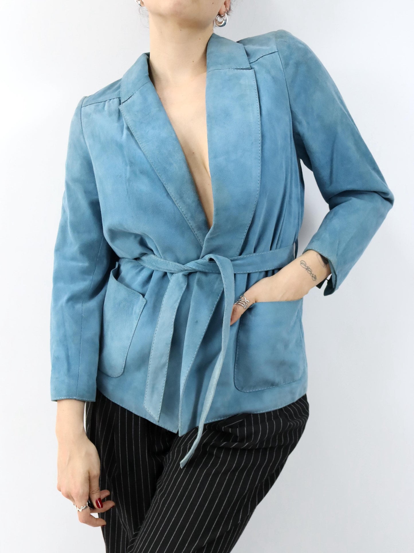 Vintage 80er 90er CASA LOPEZ Blazer Wildleder Jacke hellblau Schulterpolster Gürtel S/M