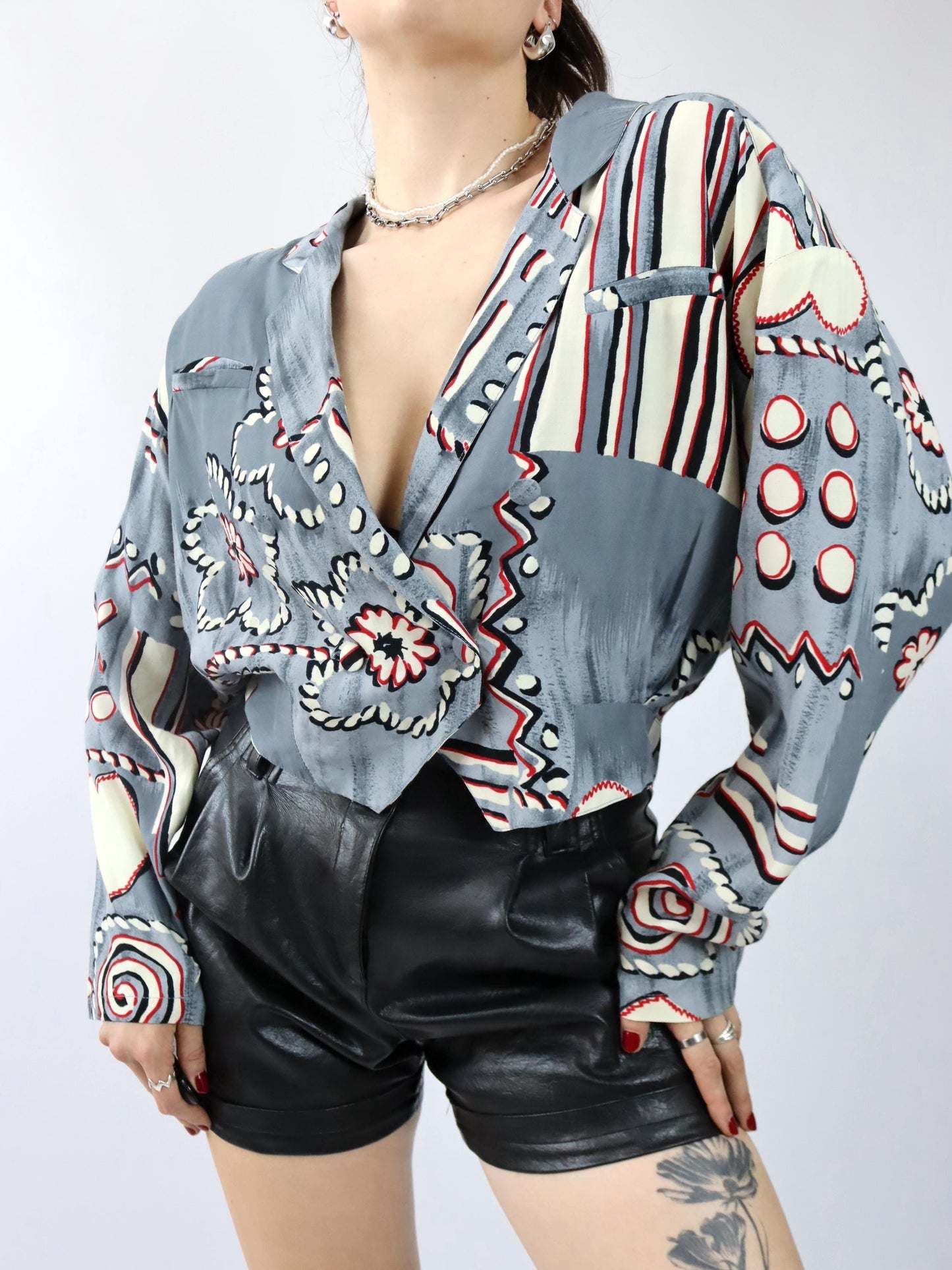 Vintage 80er 90er Bluse langarm crazy pattern Viskose Blumen M/L