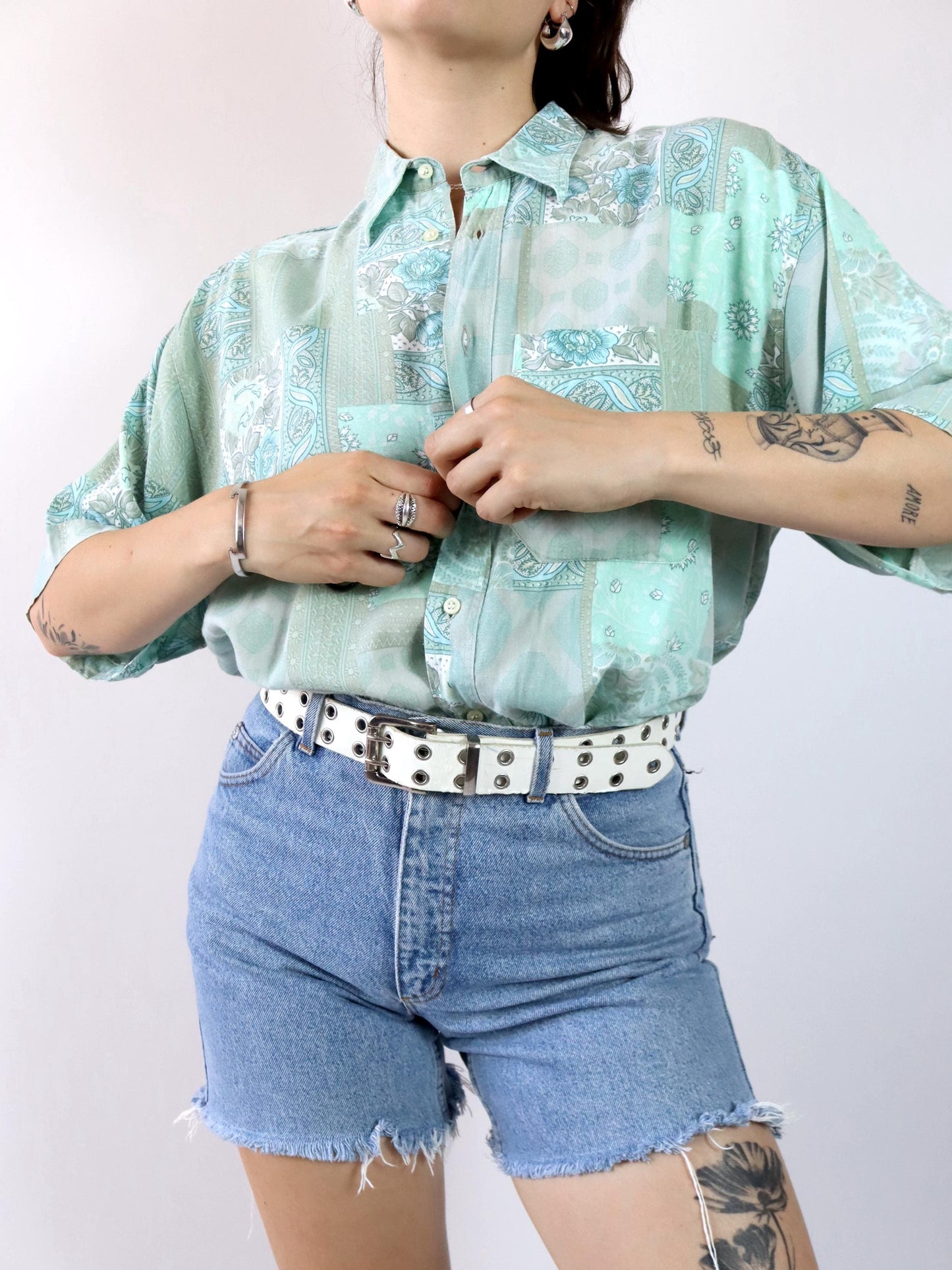 Vintage 80er 90er Hemd kurzarm crazy pattern hellblau M