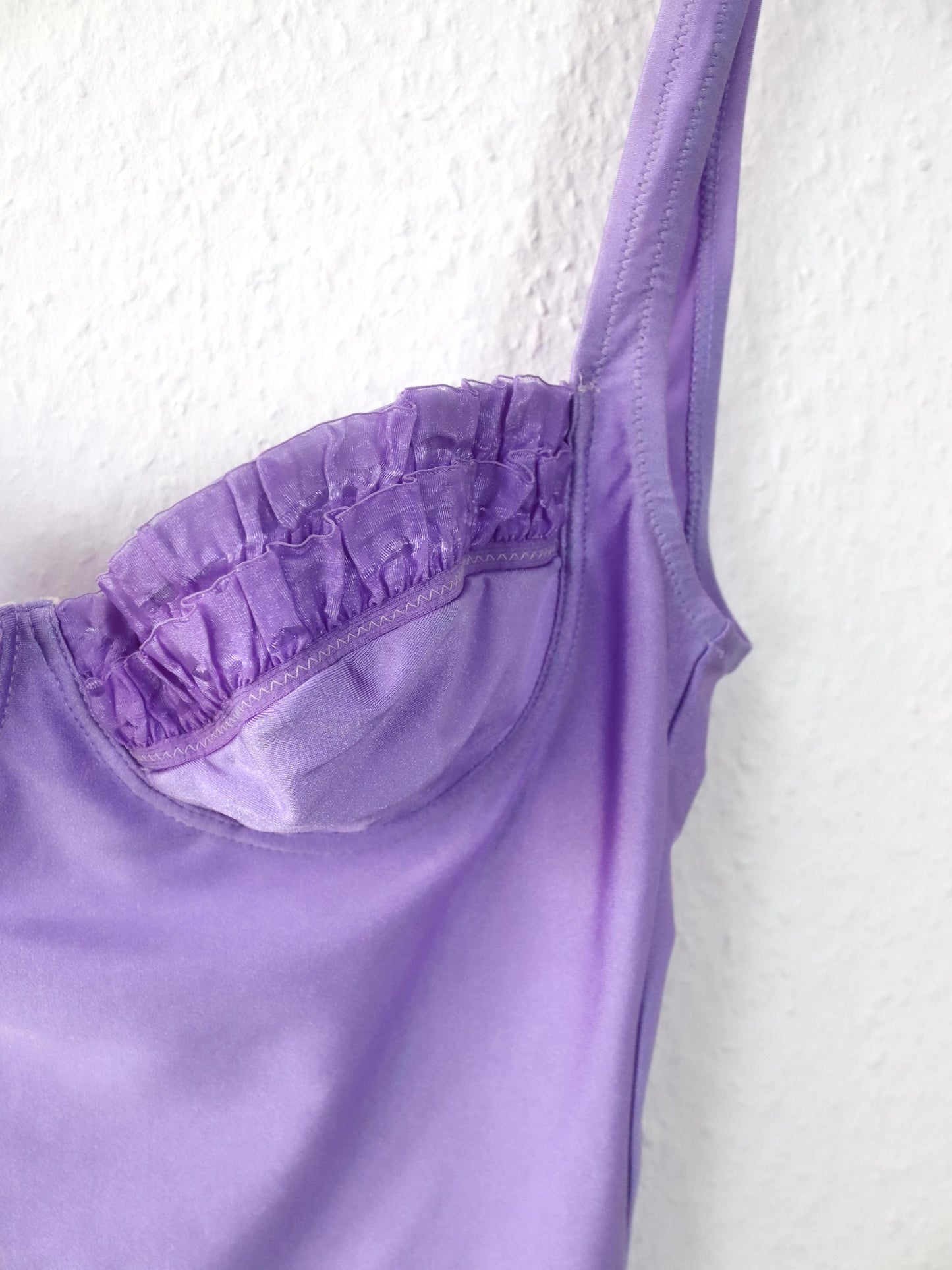 Vintage 80er 90er LYCRA Body Badeanzug Rüschen Flieder rückenfrei 42