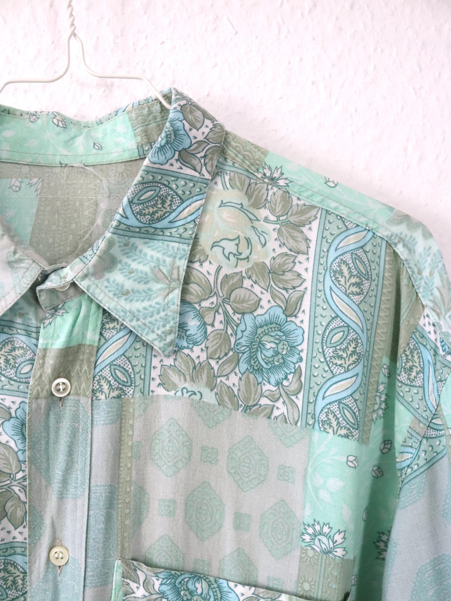 Vintage 80er 90er Hemd kurzarm crazy pattern hellblau M