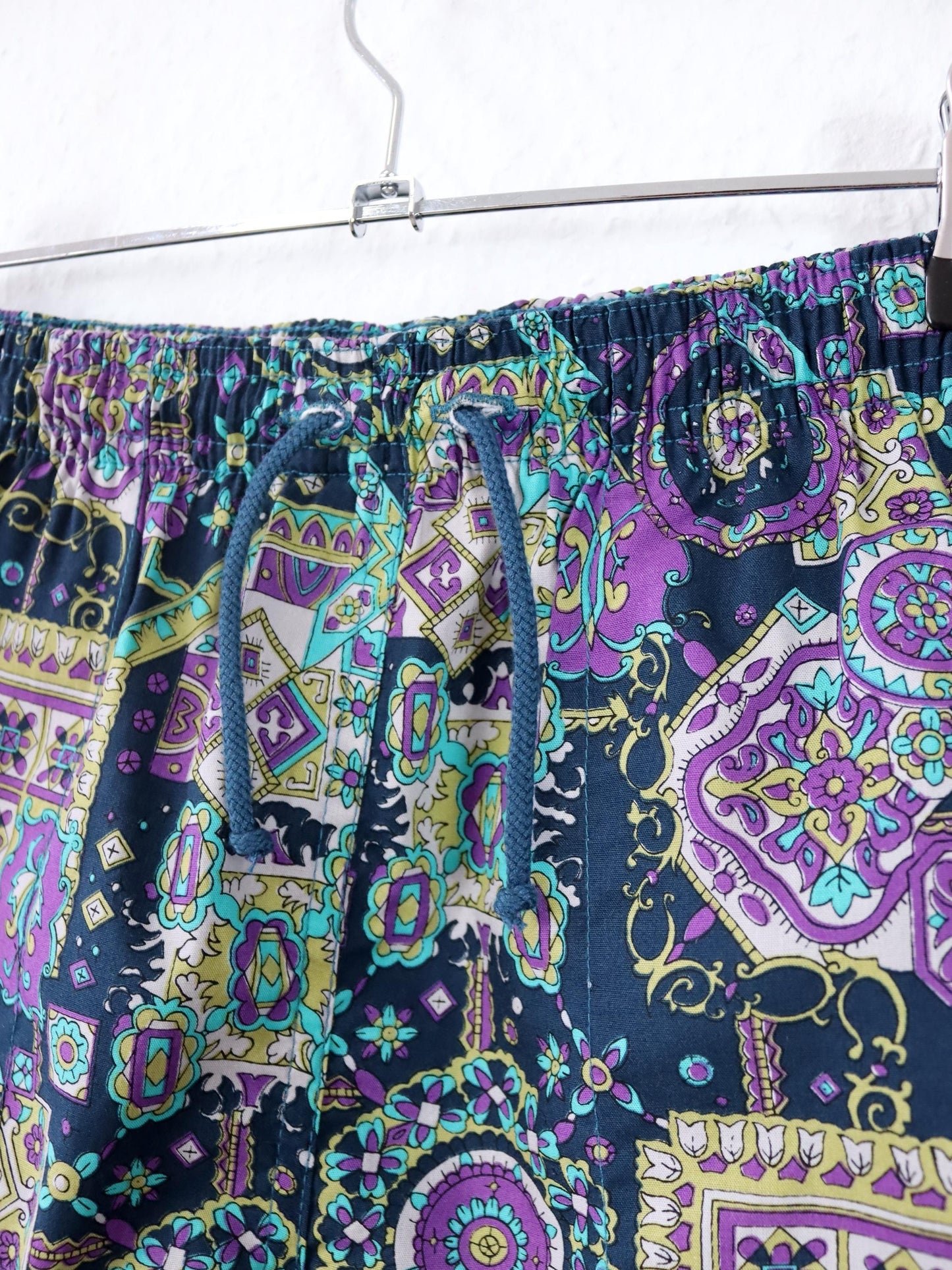 Vintage 80er 90er FILA Shorts Bermudashorts crazy pattern kurze Hose 46 S