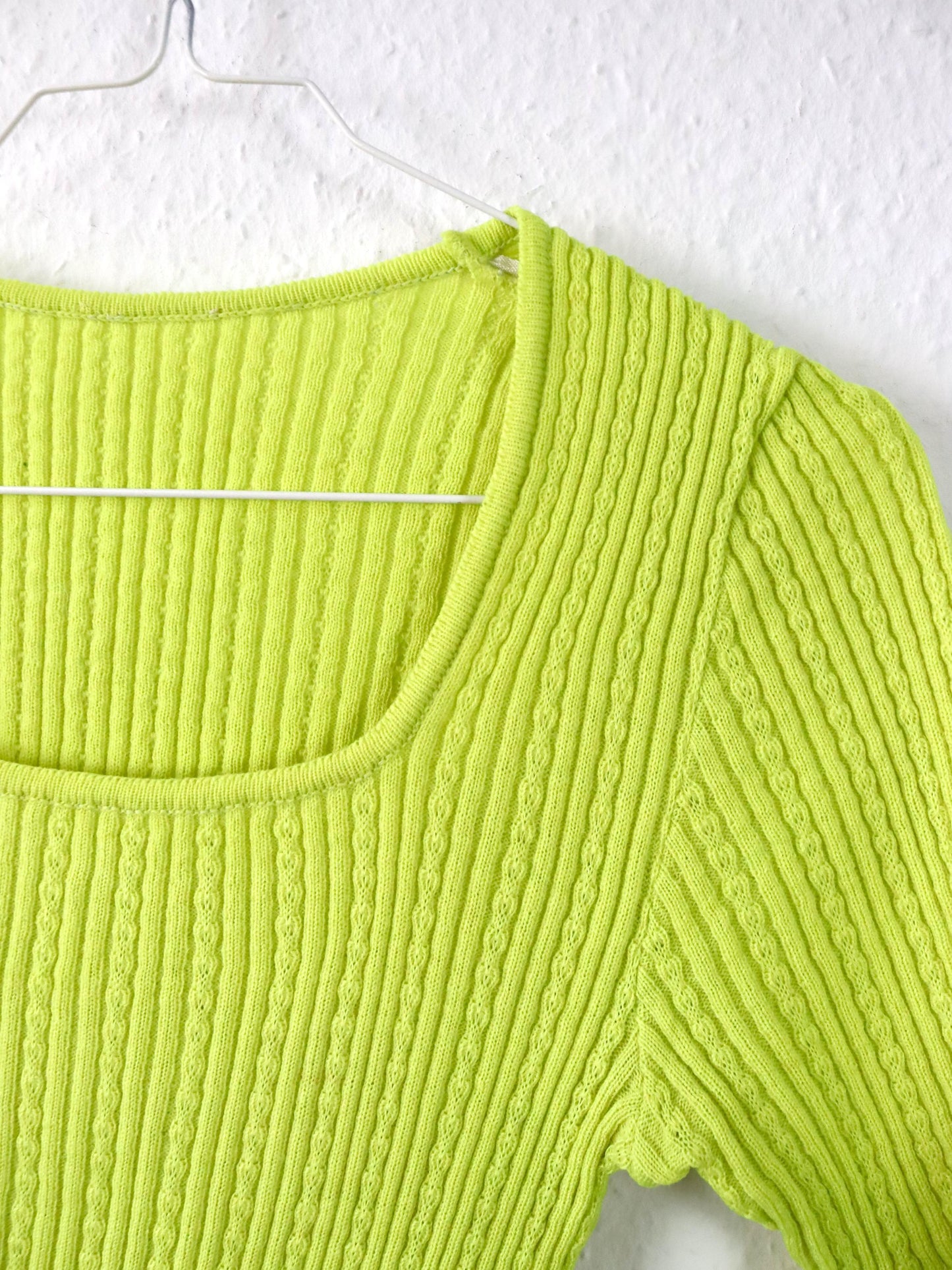 Vintage 70er 80er Top Shirt Strick kurzarm Rüschen gelb neon U-Boot Ausschnitt M