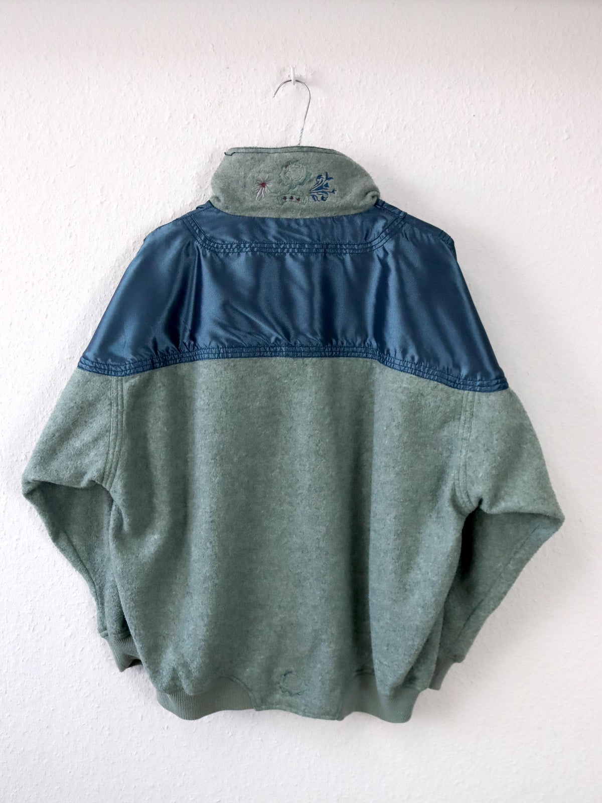 Vintage 80er 90er AMERICAN Fleecepullover Pullover blau altrosa Stehkragen Stickerei M/L