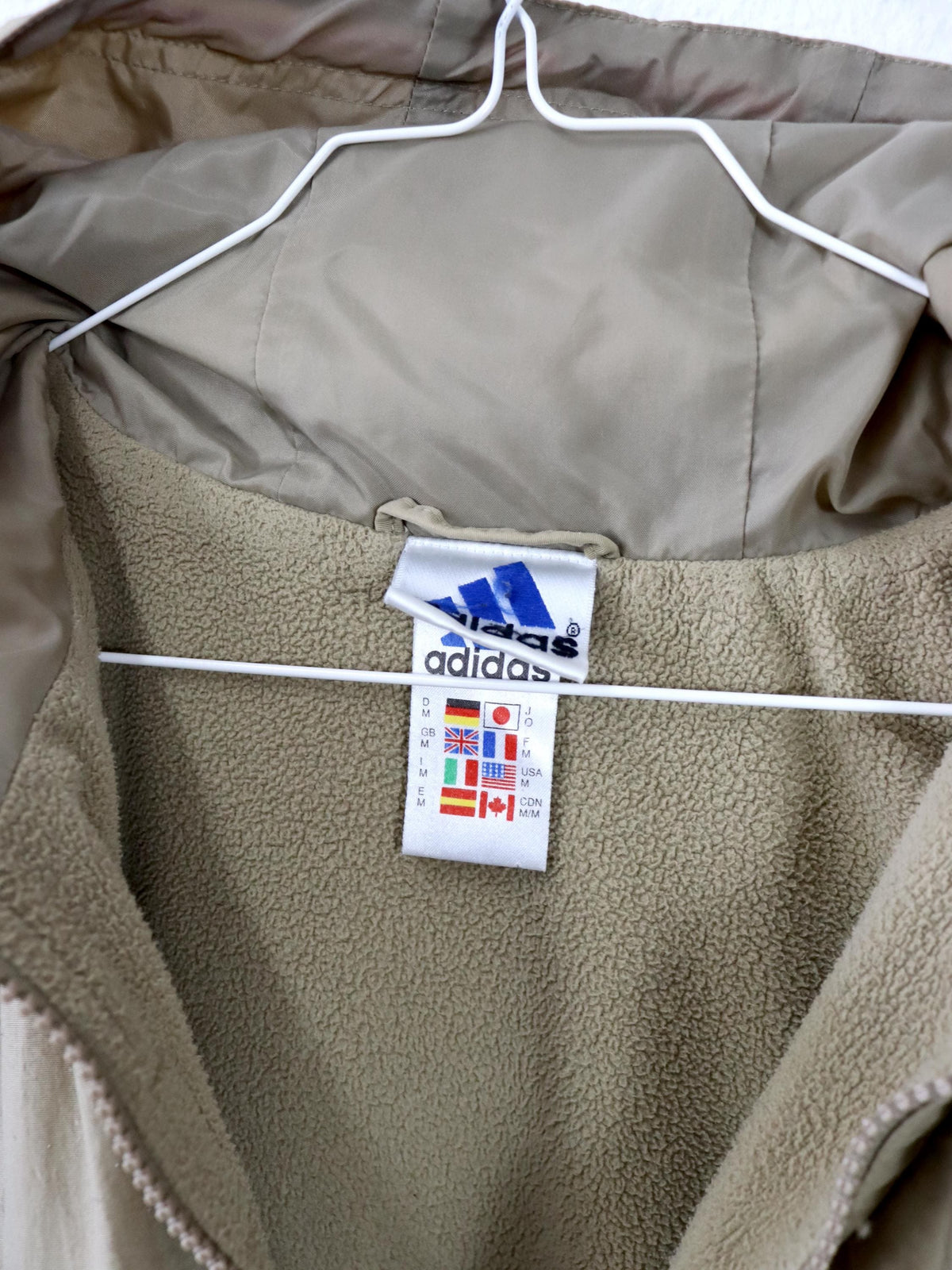 Vintage 80er 90er ADIDAS Windbreaker Jacke Überziehjacke beige Kapuze innen Fleece M
