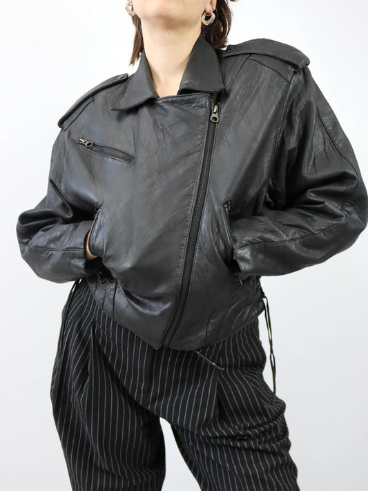 Vintage 80er 90er Bikerjacke Lederjacke schwarz Schnürung schwarz 40 M